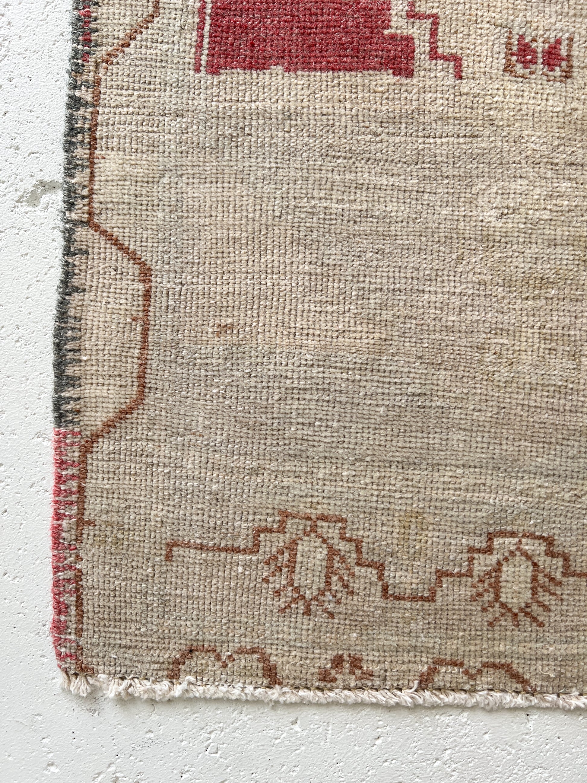 No. 1828 | 1'9 x 3'2