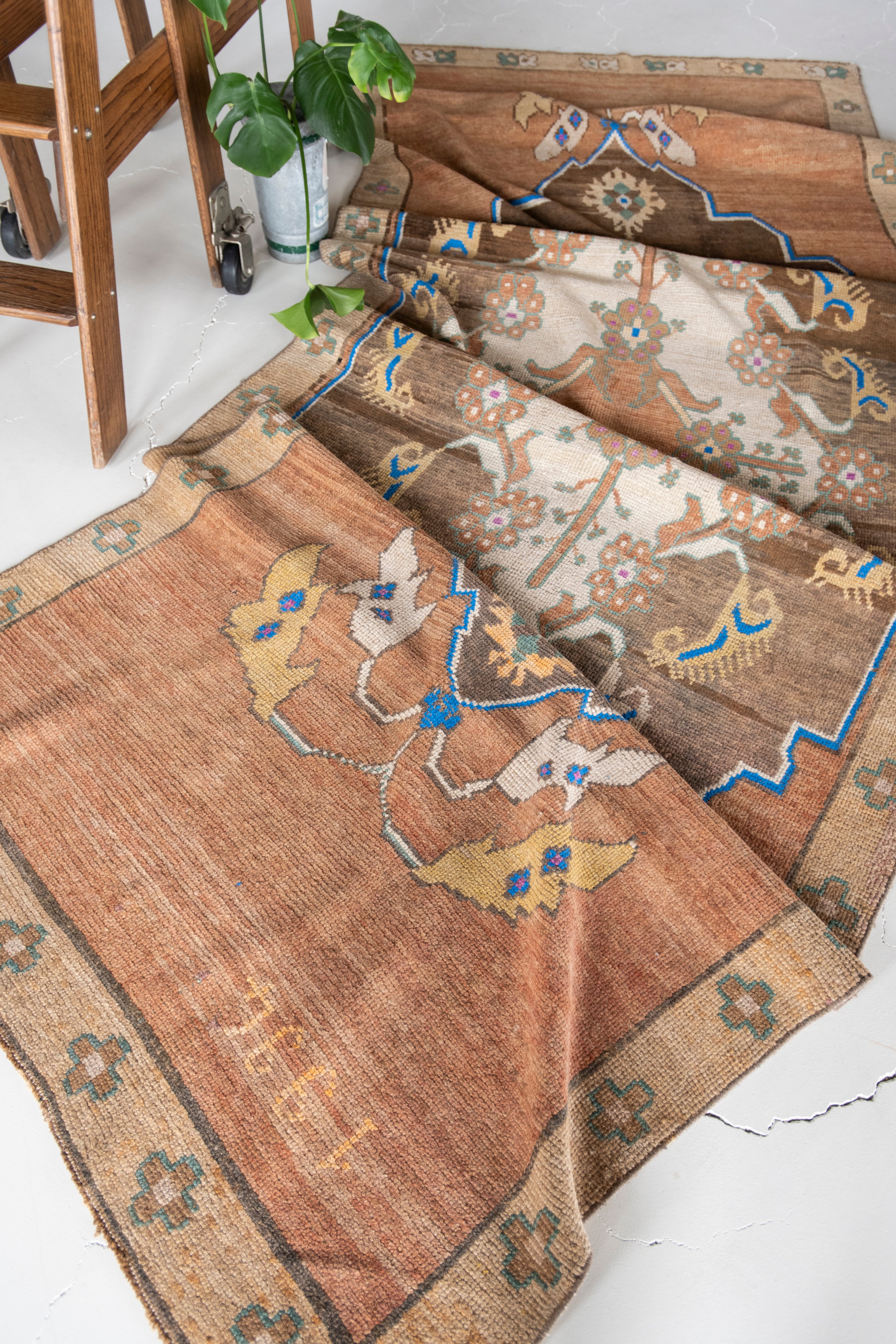Large Area Rugs – Six Vintage Rugs