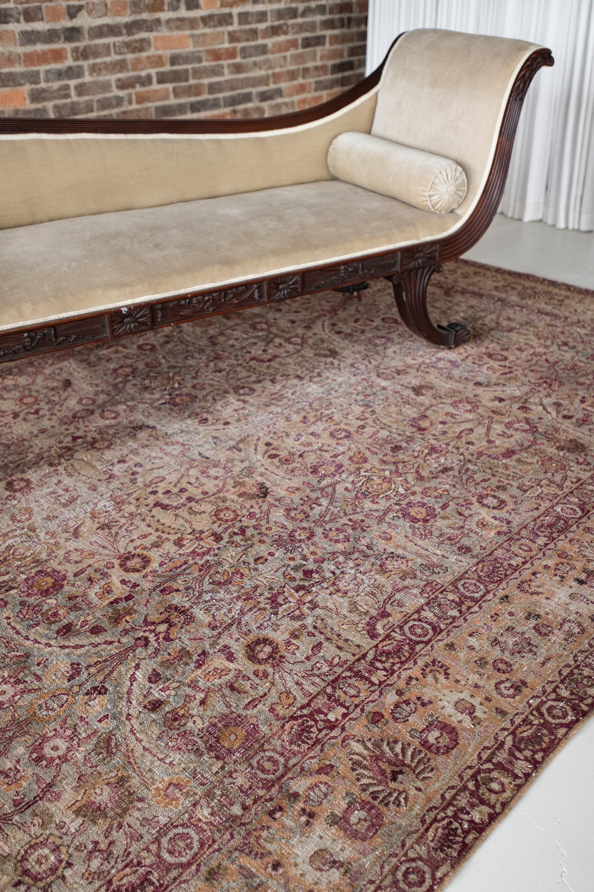 Esmeralda 7'10 x 11'8