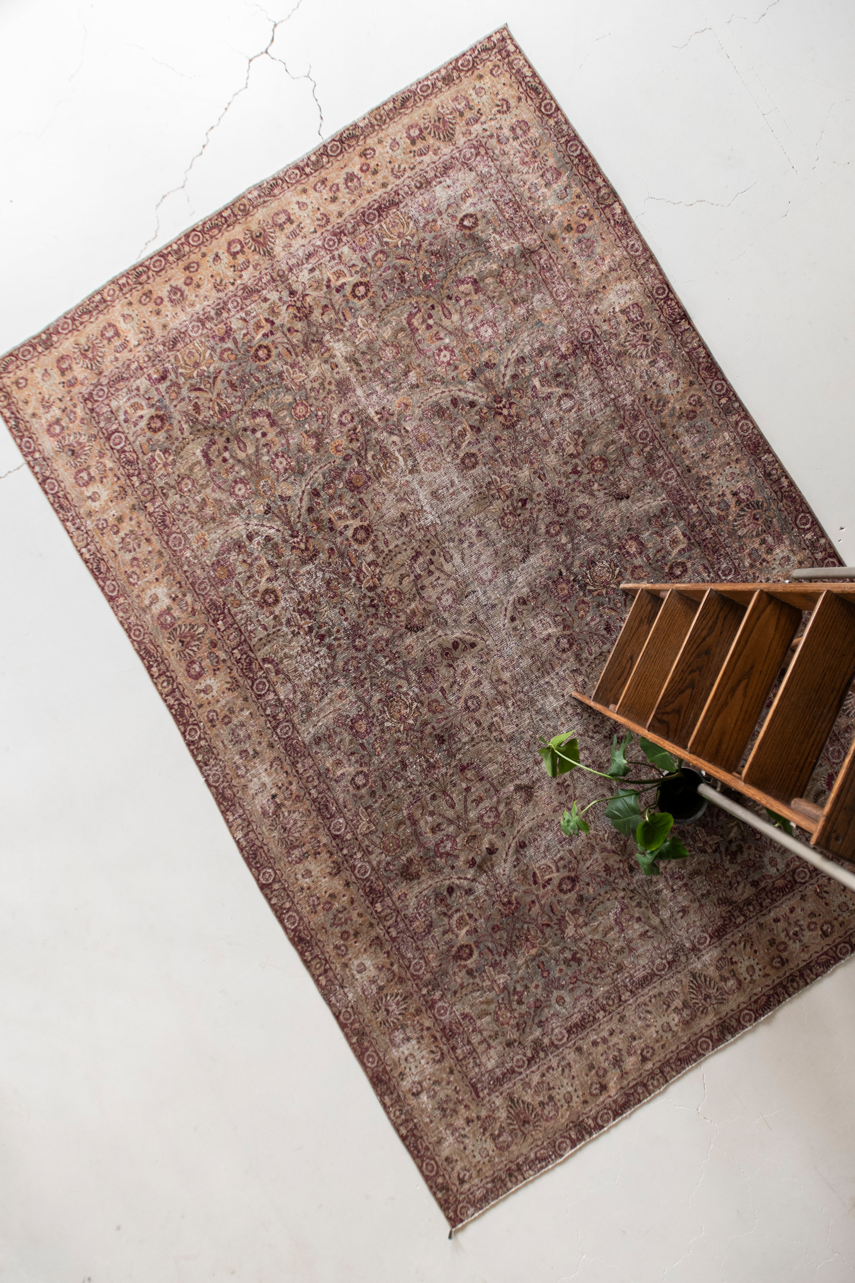 Esmeralda 7'10 x 11'8