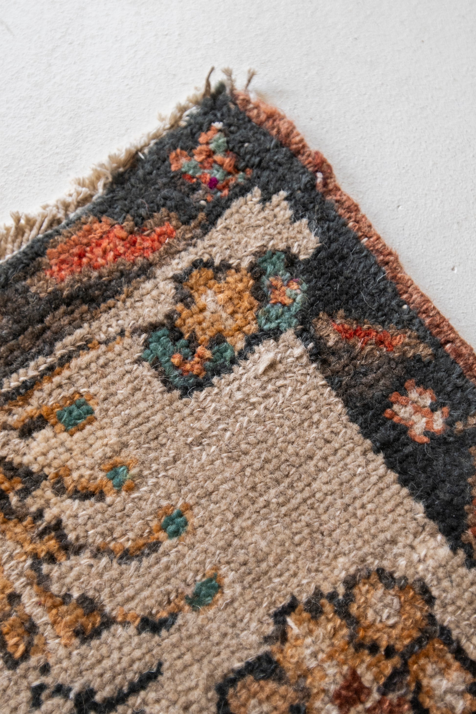 Penelope 10'4 x 12'8