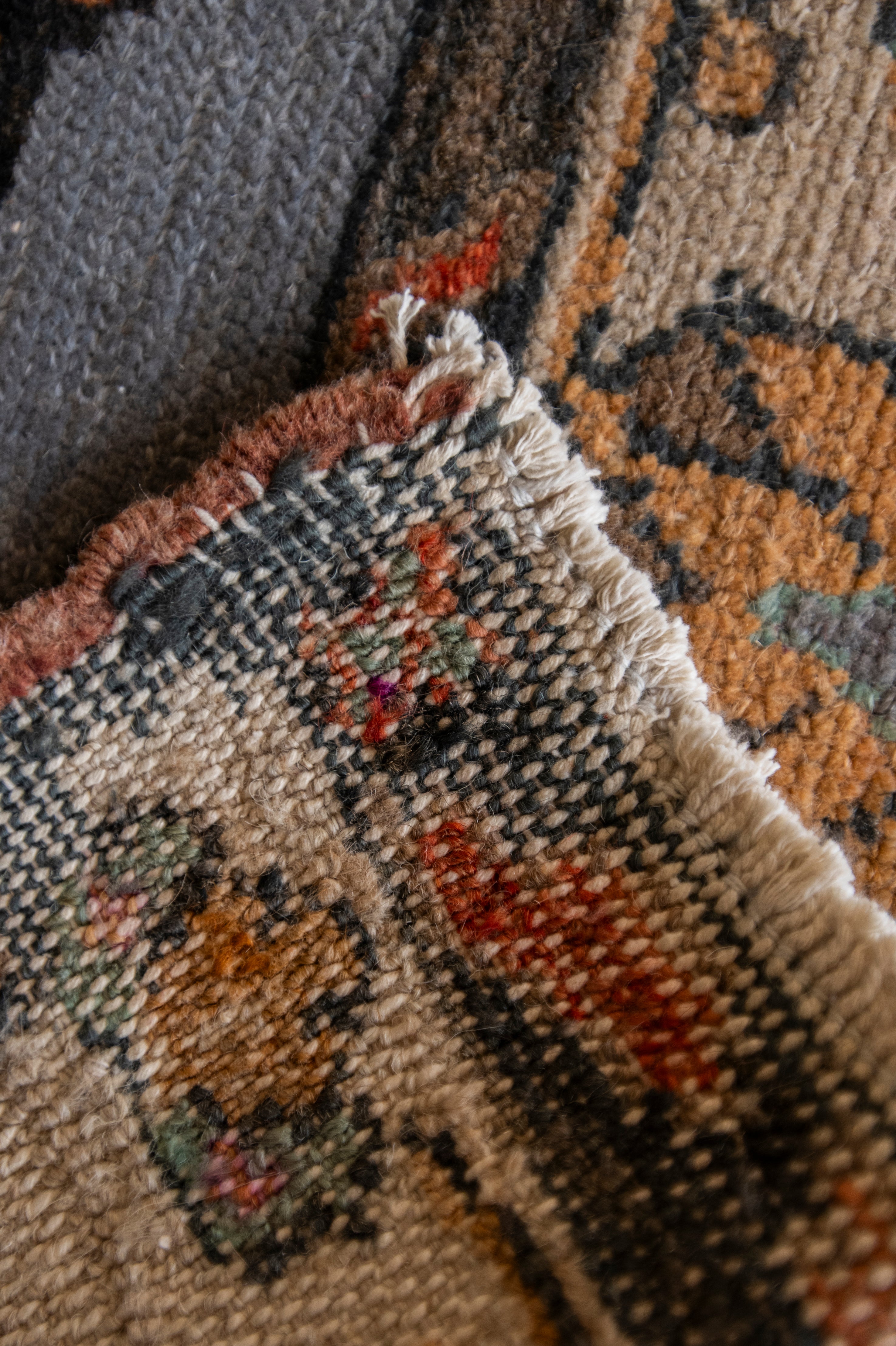 Penelope 10'4 x 12'8