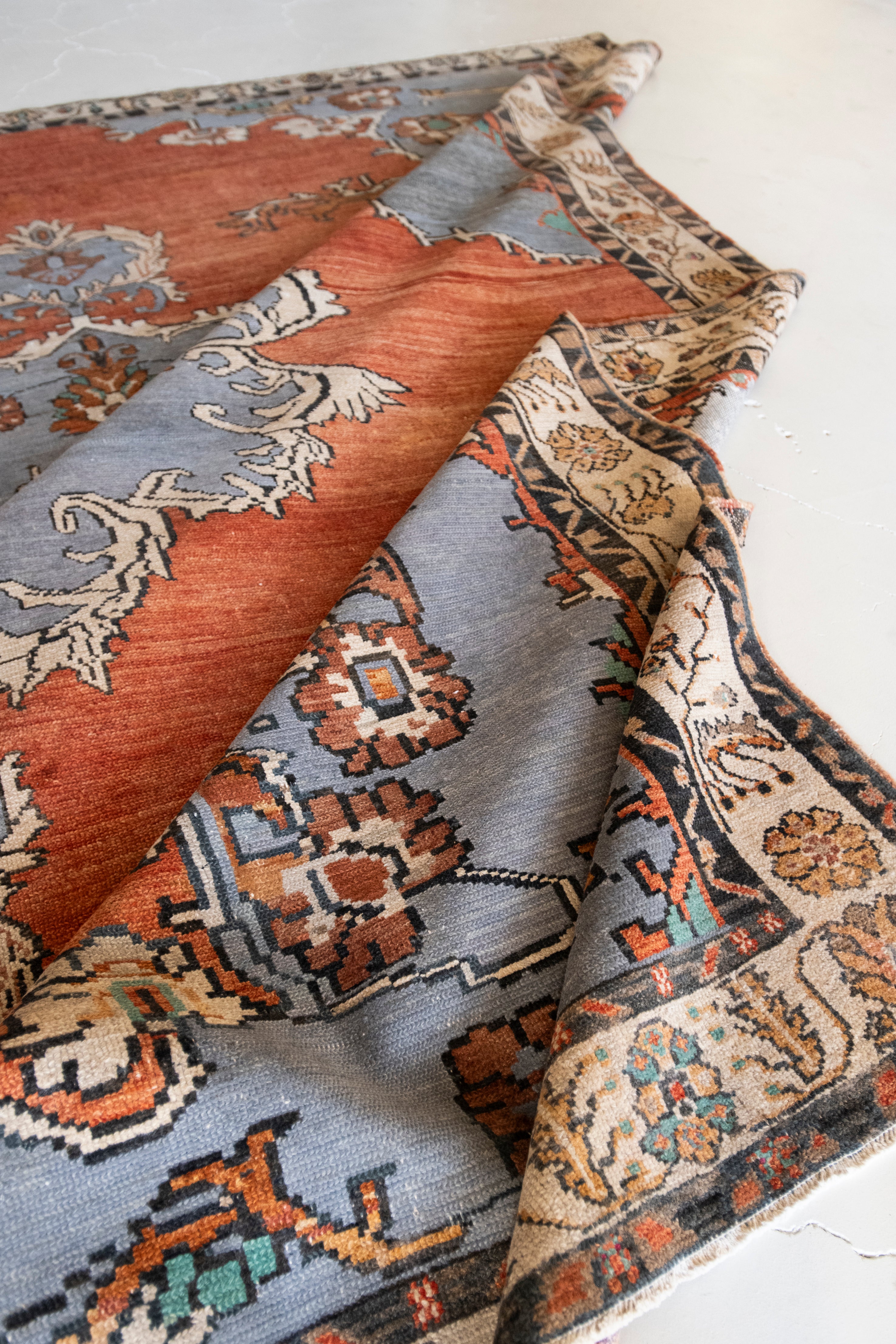 Penelope 10'4 x 12'8