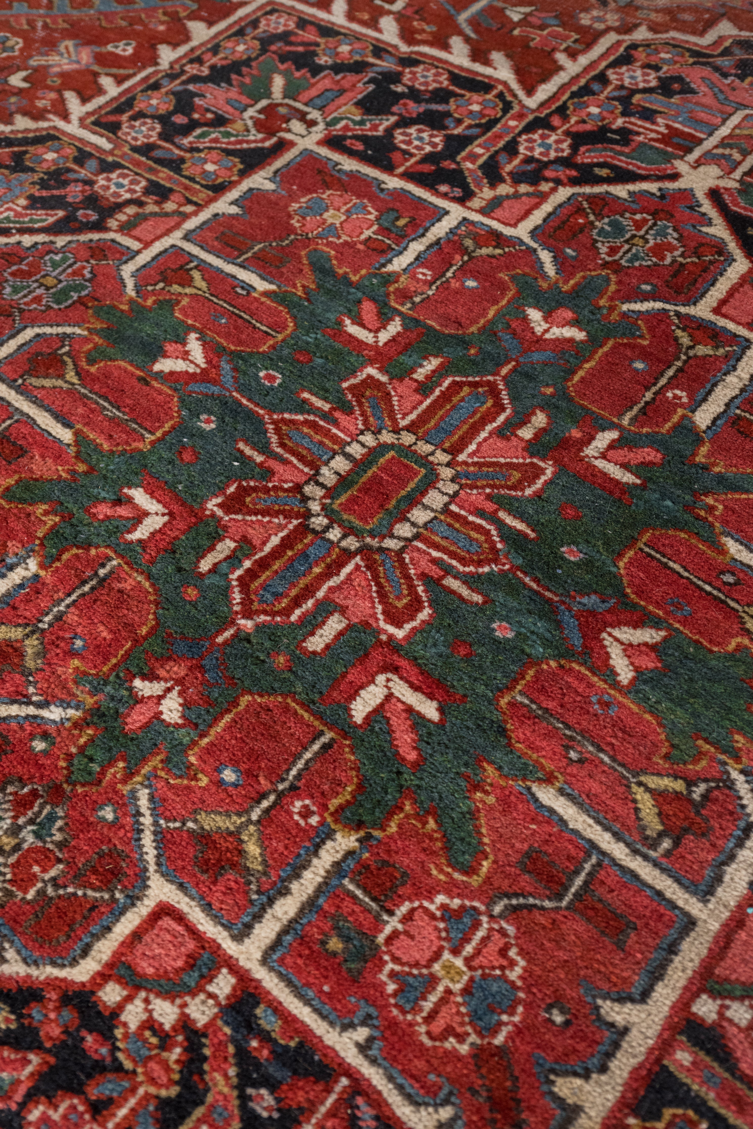 Journey 9'3 x 12'4
