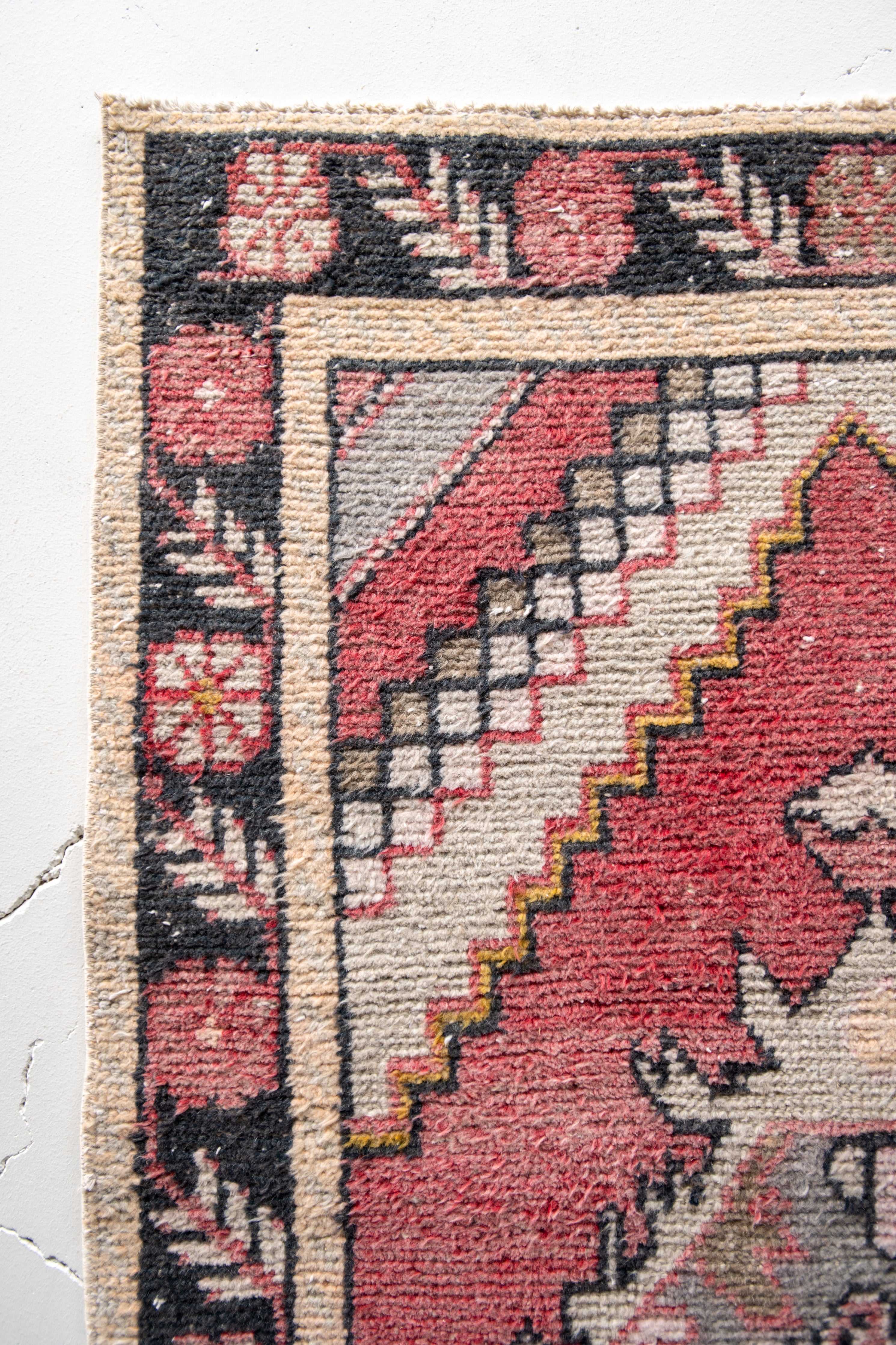 Denila 2'10 x 9'3