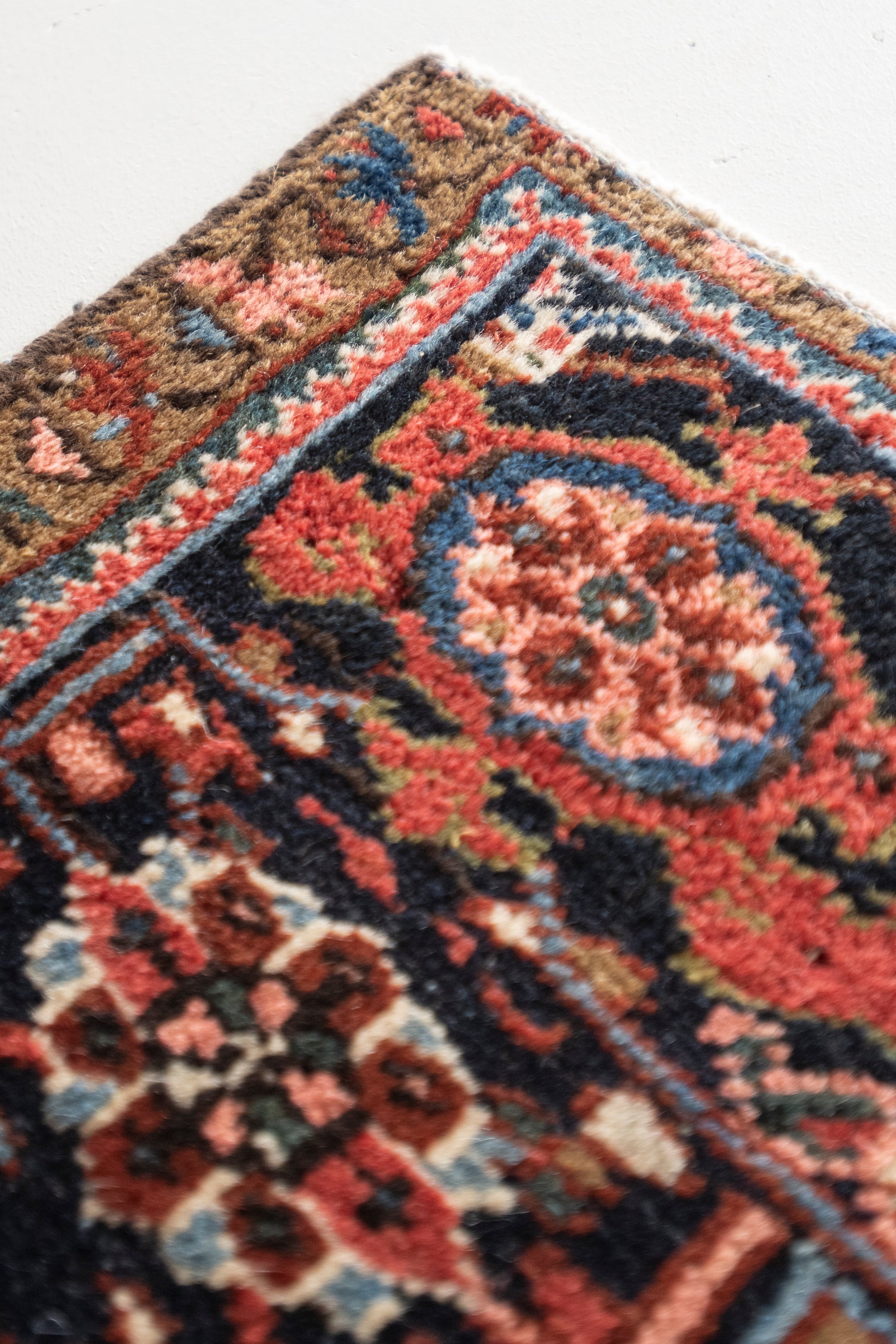 RESERVED | Asun 8' x 10'8