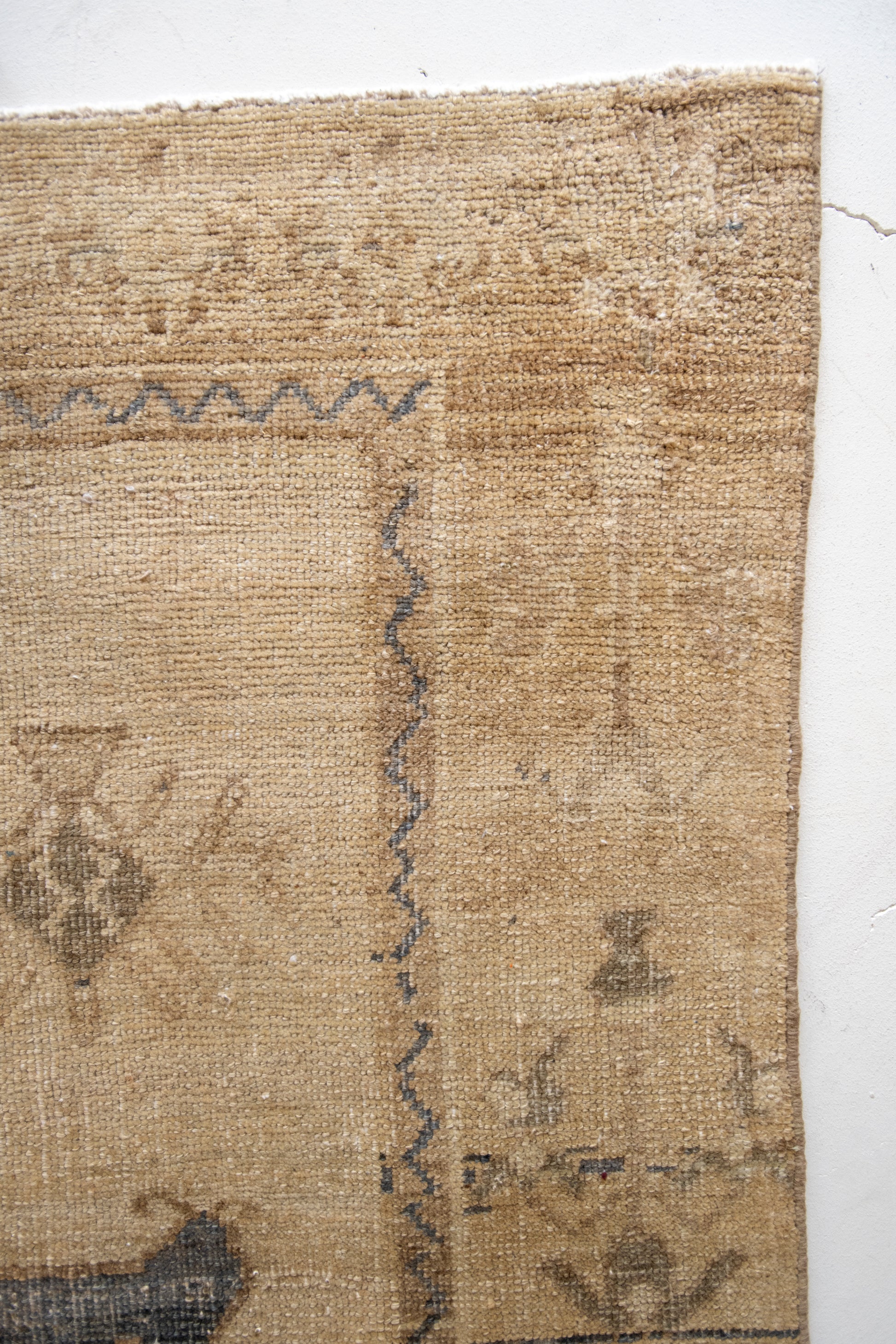 RESERVED | Bianca 8'1 x 11'4