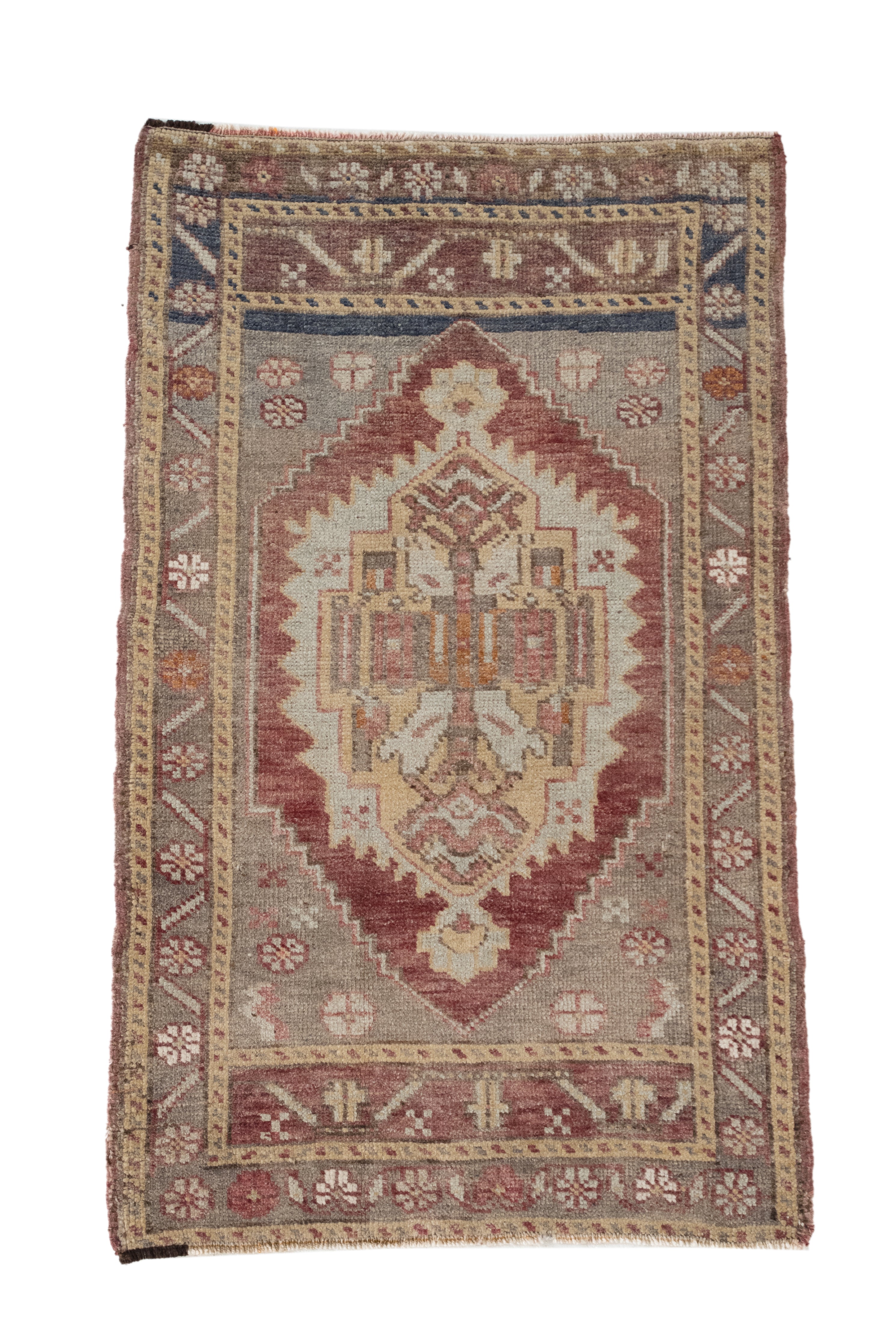 No. 1951 | 2' x 3'3 – Six Vintage Rugs