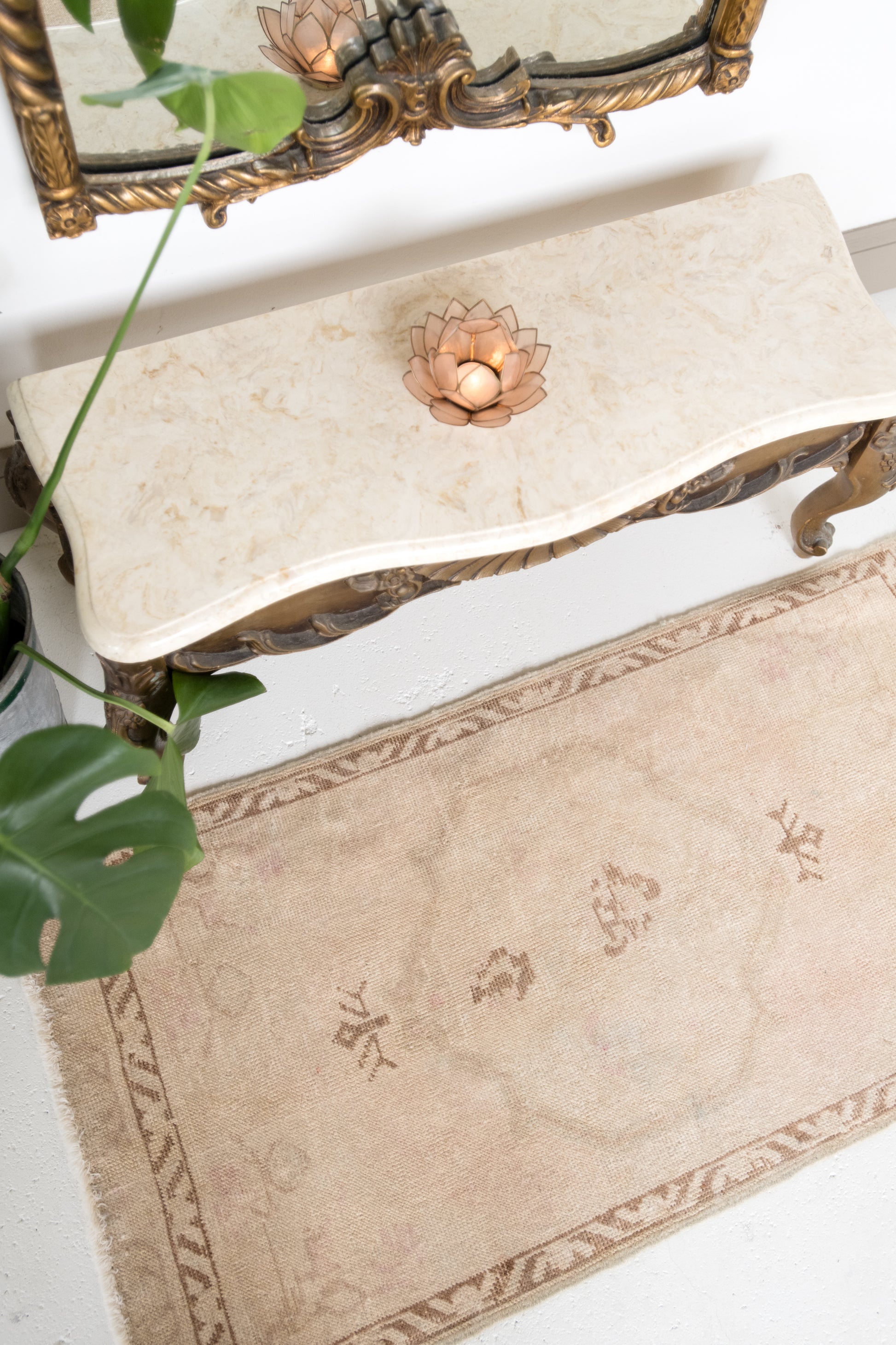 No. 2173 | 1'11 x 3'9