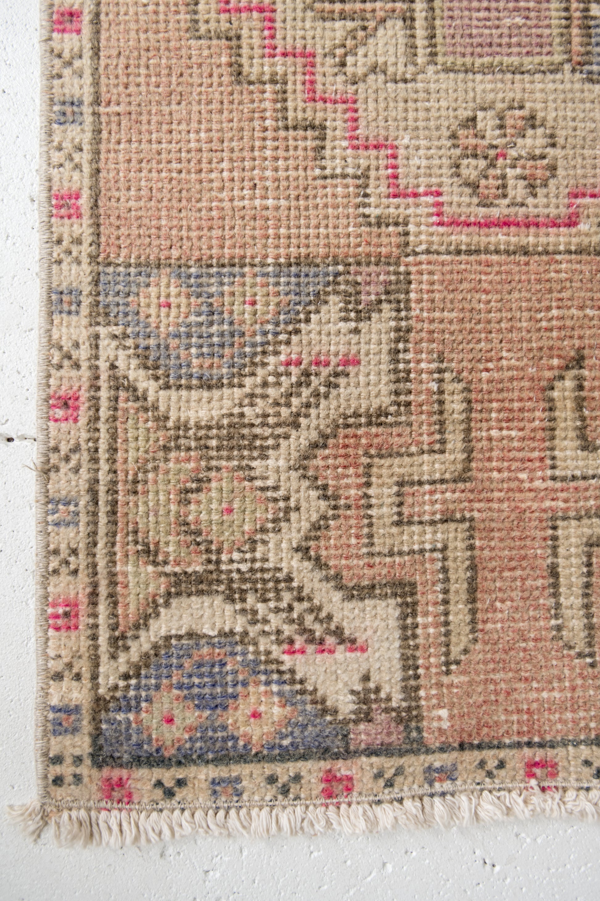 No. 2174 | 1'8 x 3'5