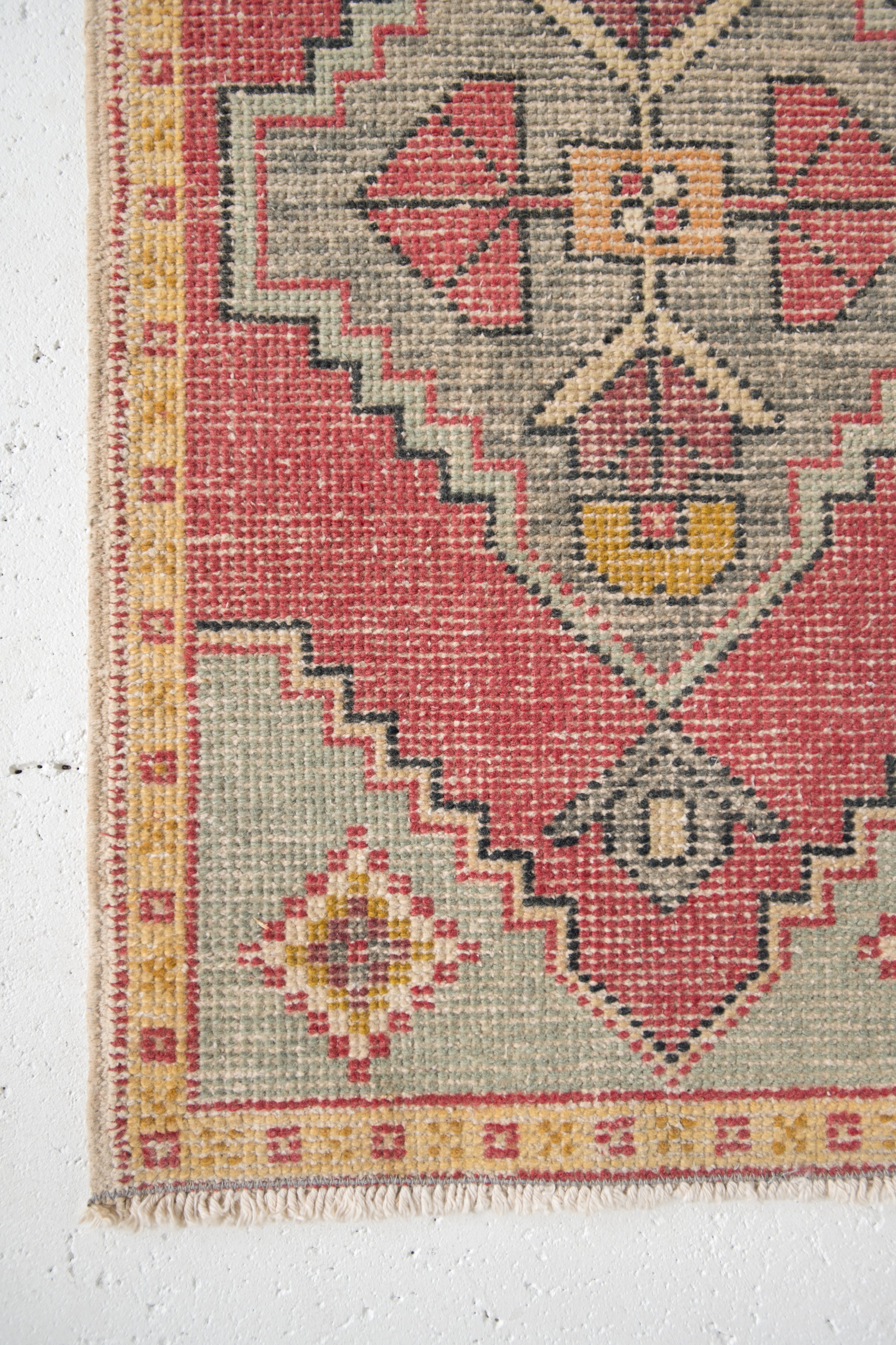 No. 2196 | 1'9 x 3'1