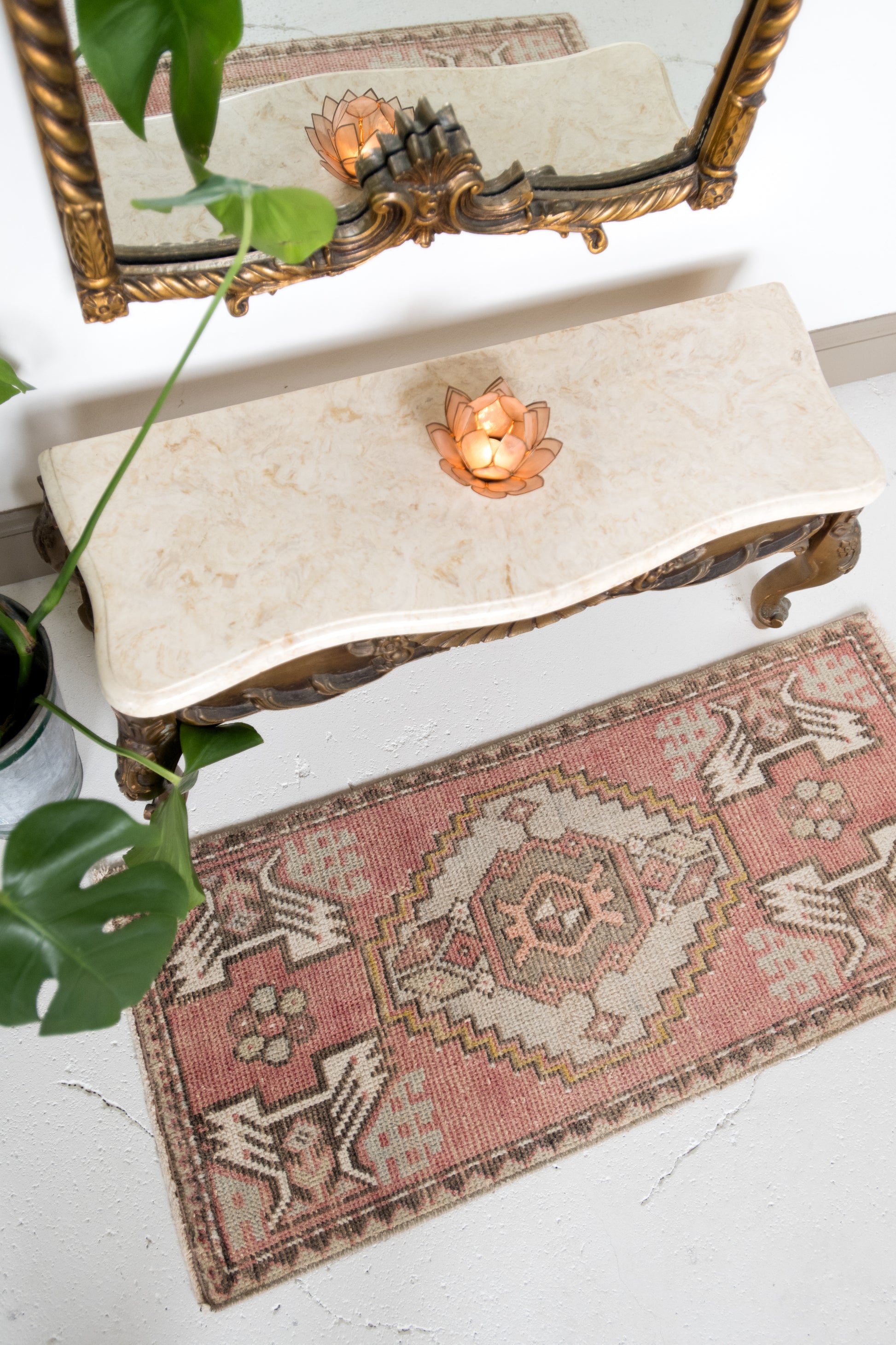 No. 2198 | 1'6 x 3'4