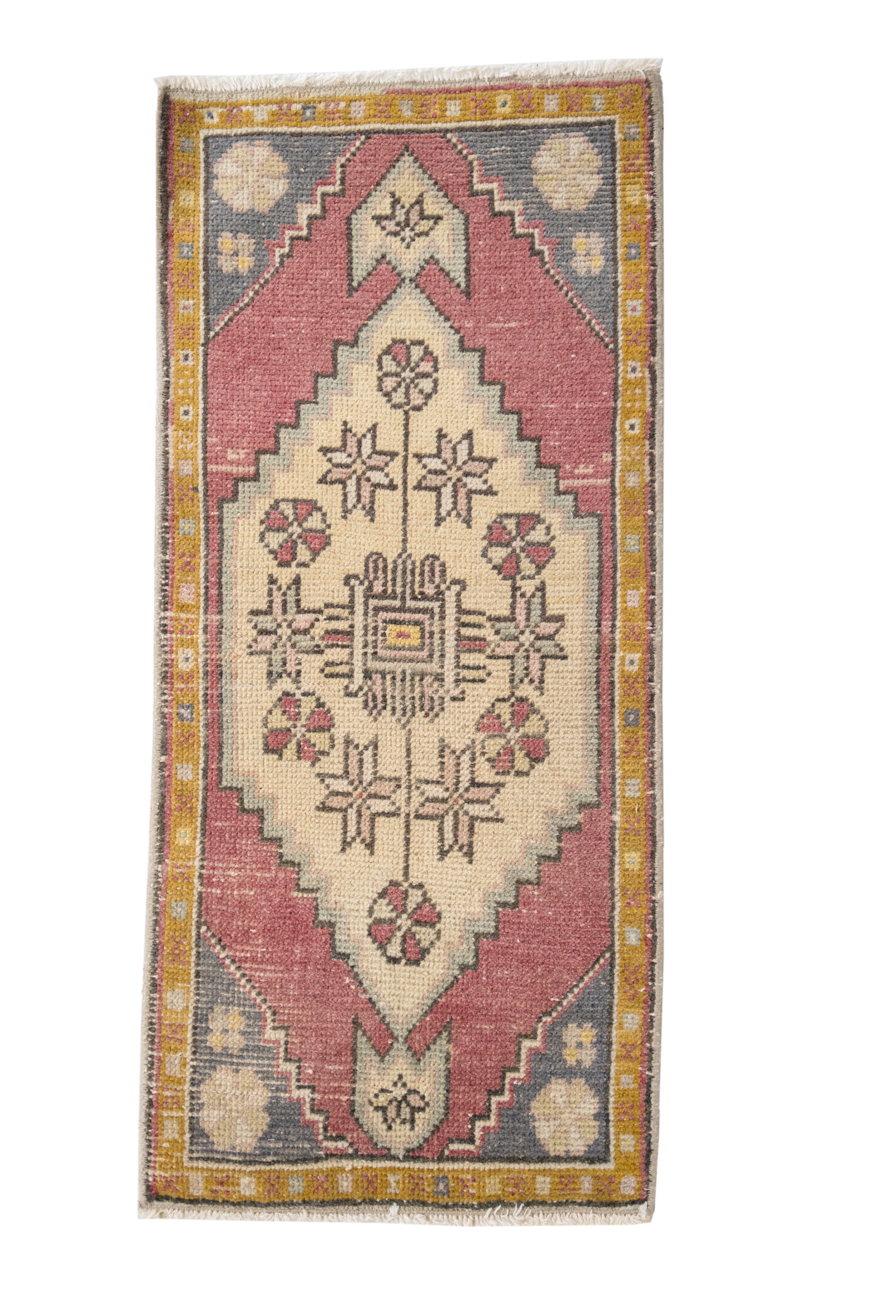 No. 2202 | 1'5 x 3'3 – Six Vintage Rugs