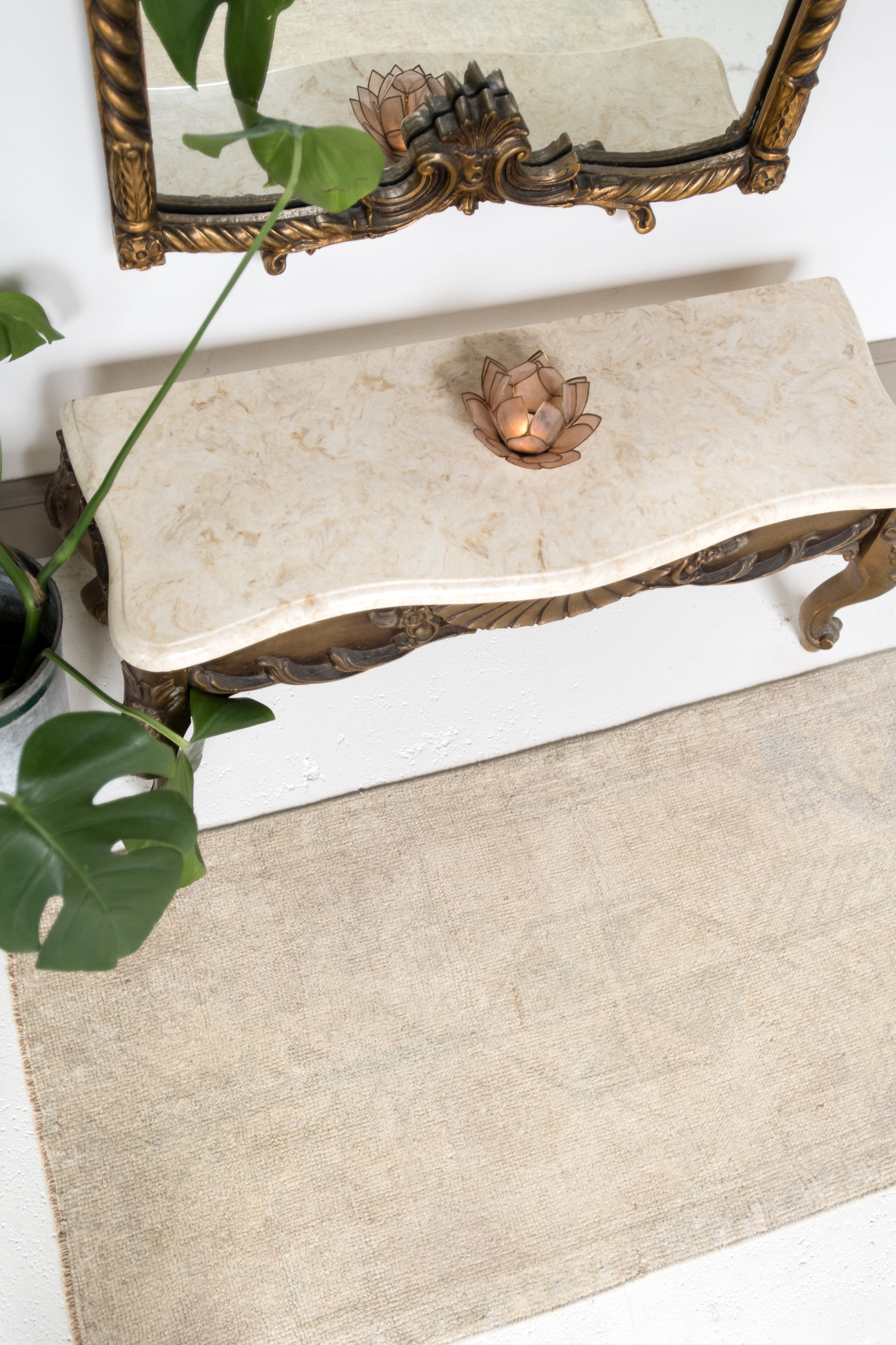 No. 2206 | 1'9 x 3'9