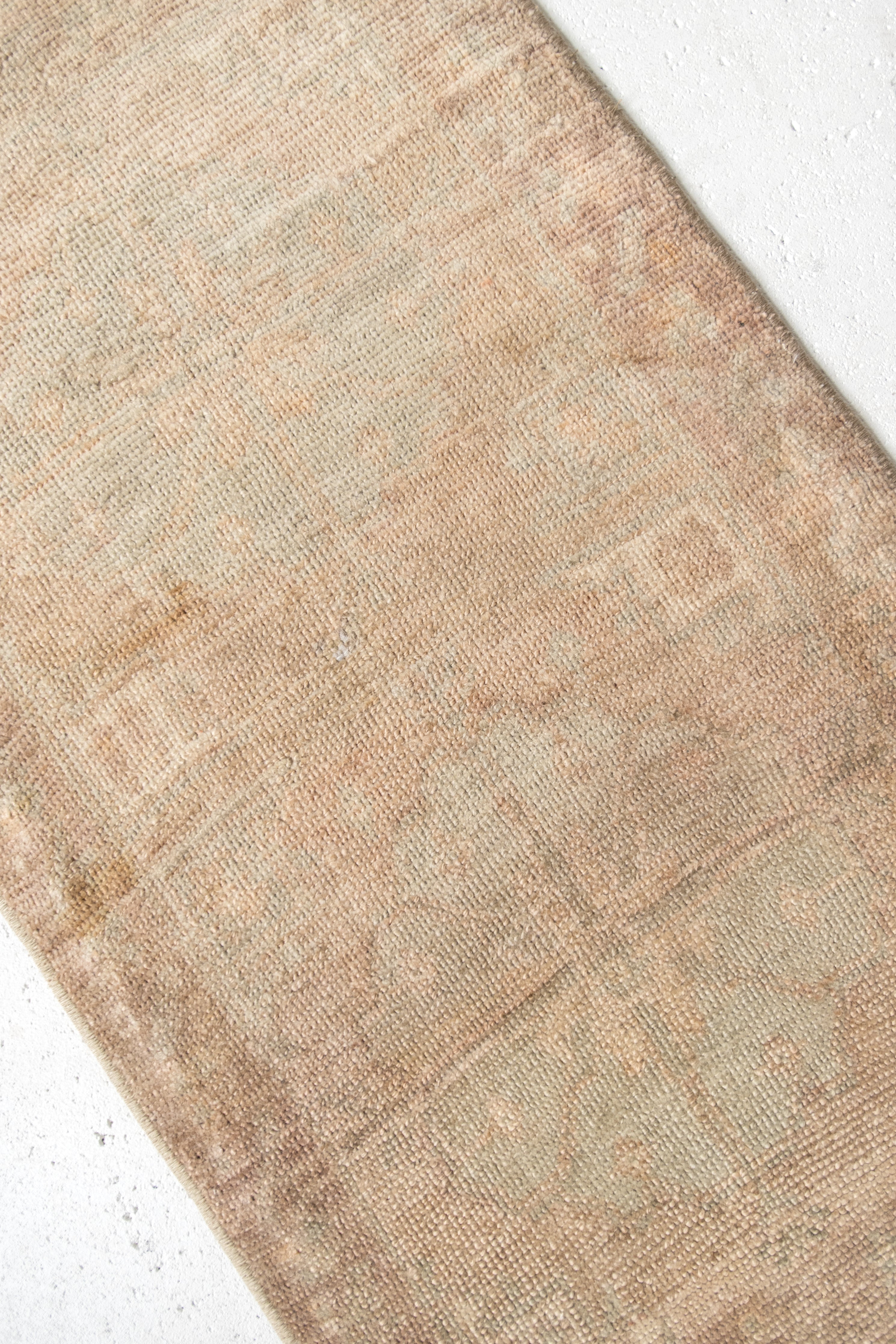 No. 2208 | 1'10 x 3'7