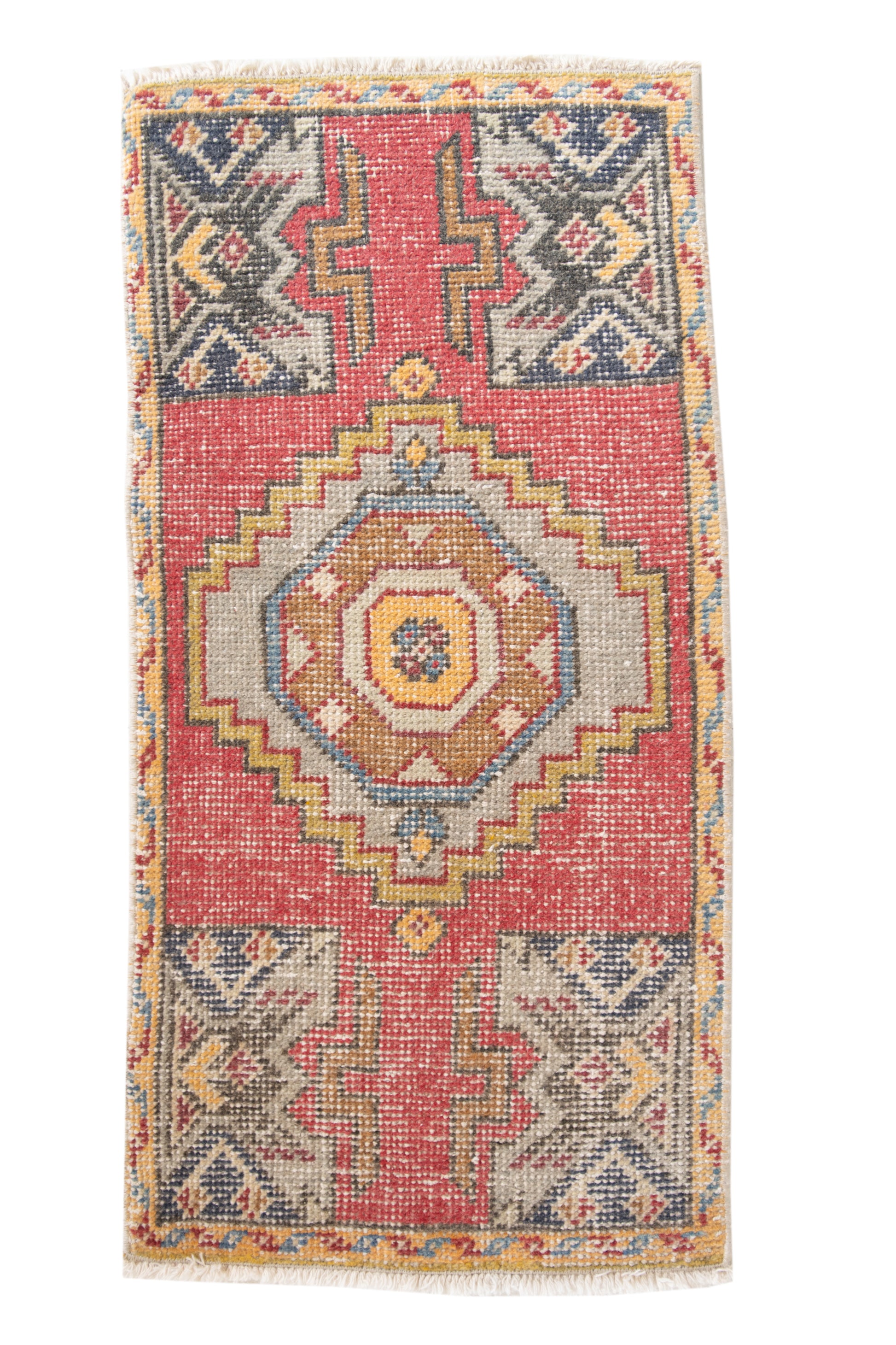 No. 2223 | 1'7 x 3'2