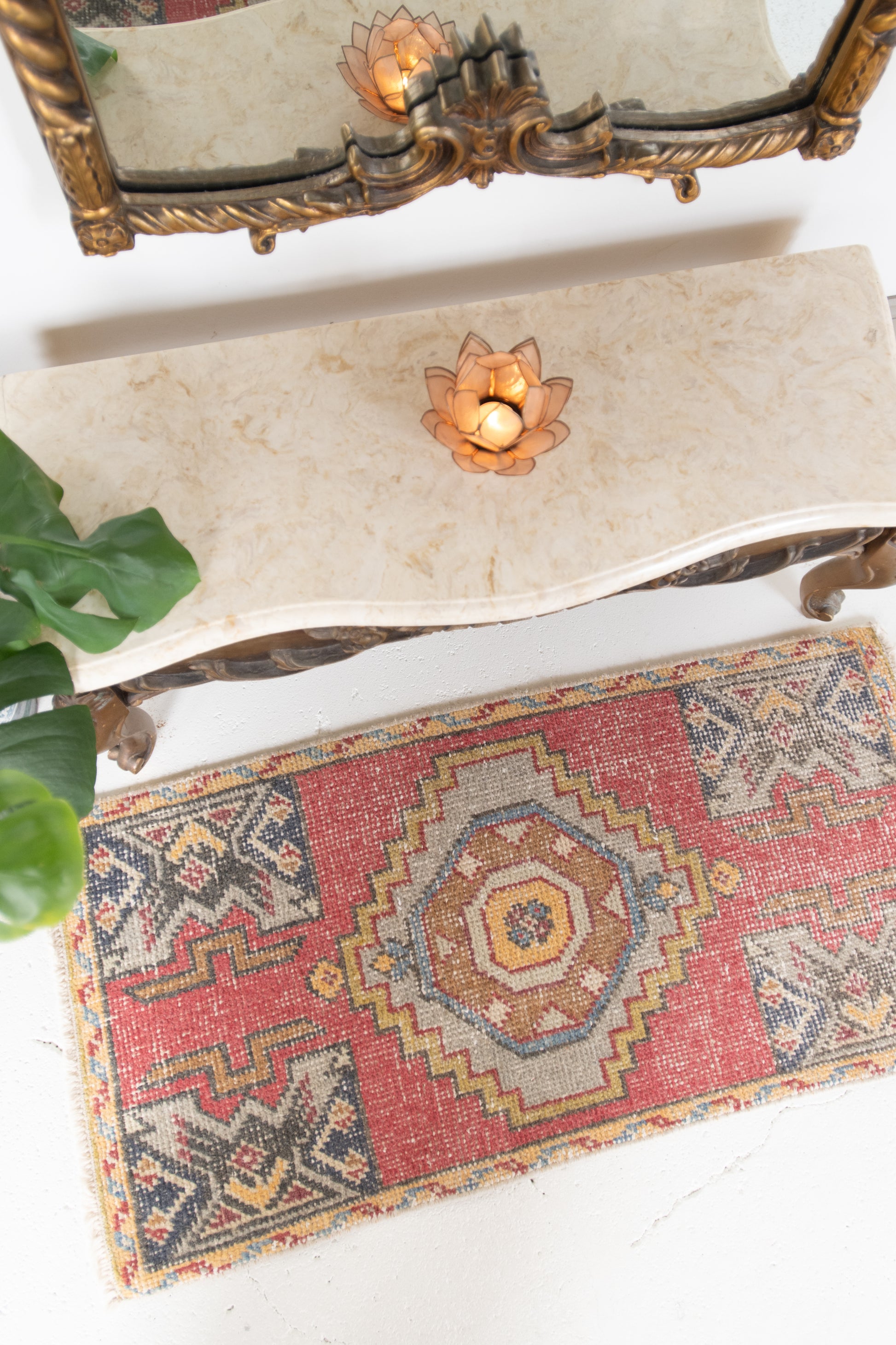 No. 2223 | 1'7 x 3'2