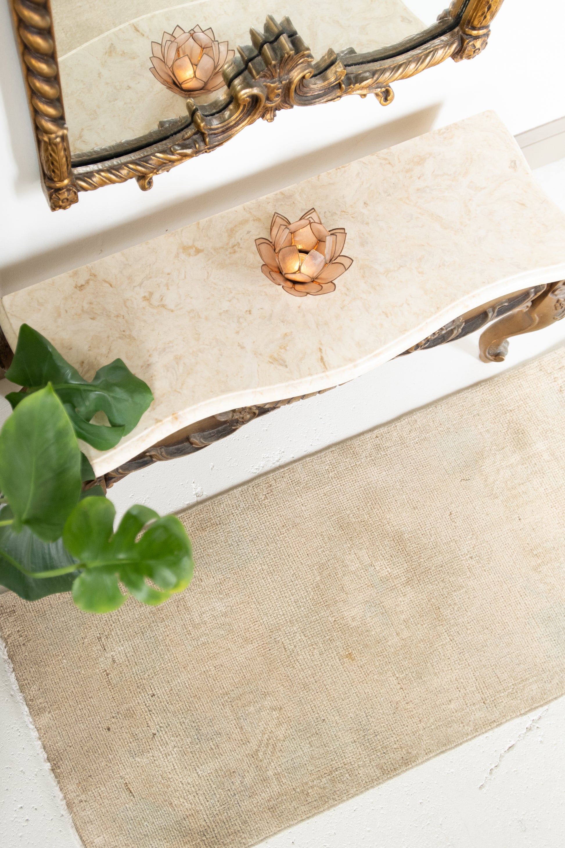 No. 2232 | 1'7 x 3'10