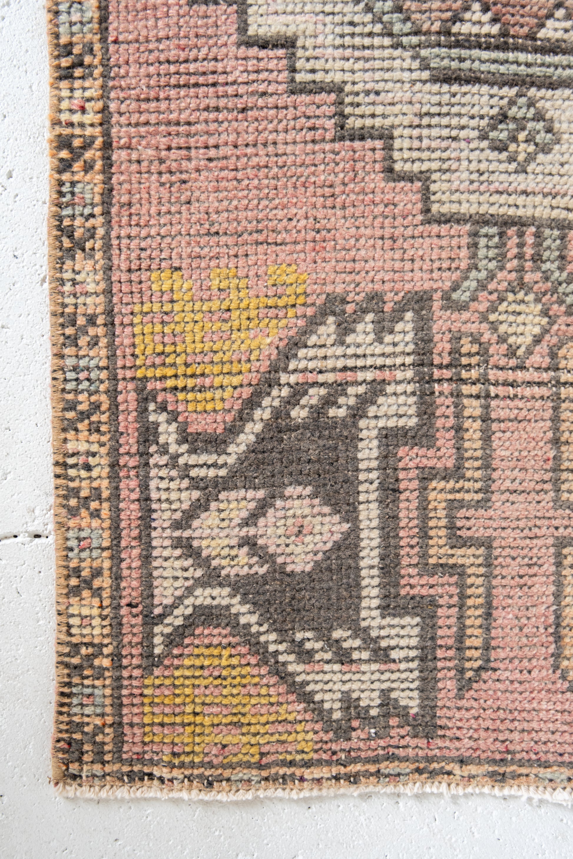 No. 2235 | 1'8 x 3'4