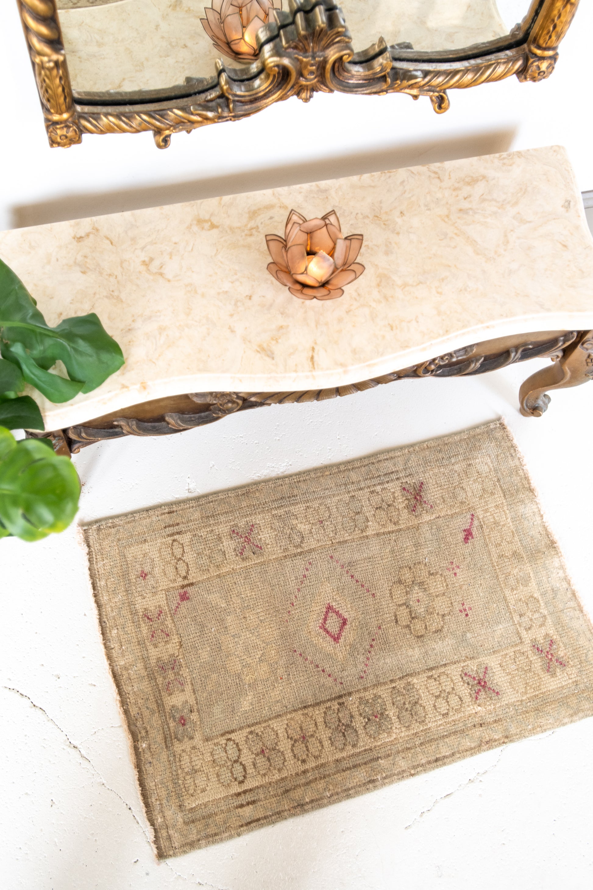 No. 2245 | 1'7 x 2'5