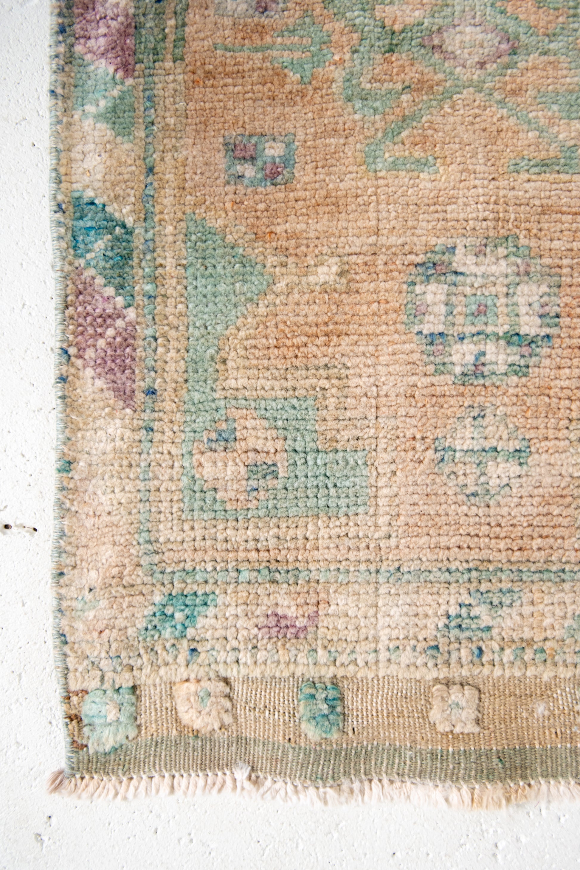 No. 2293 | 1'6 x 2'4