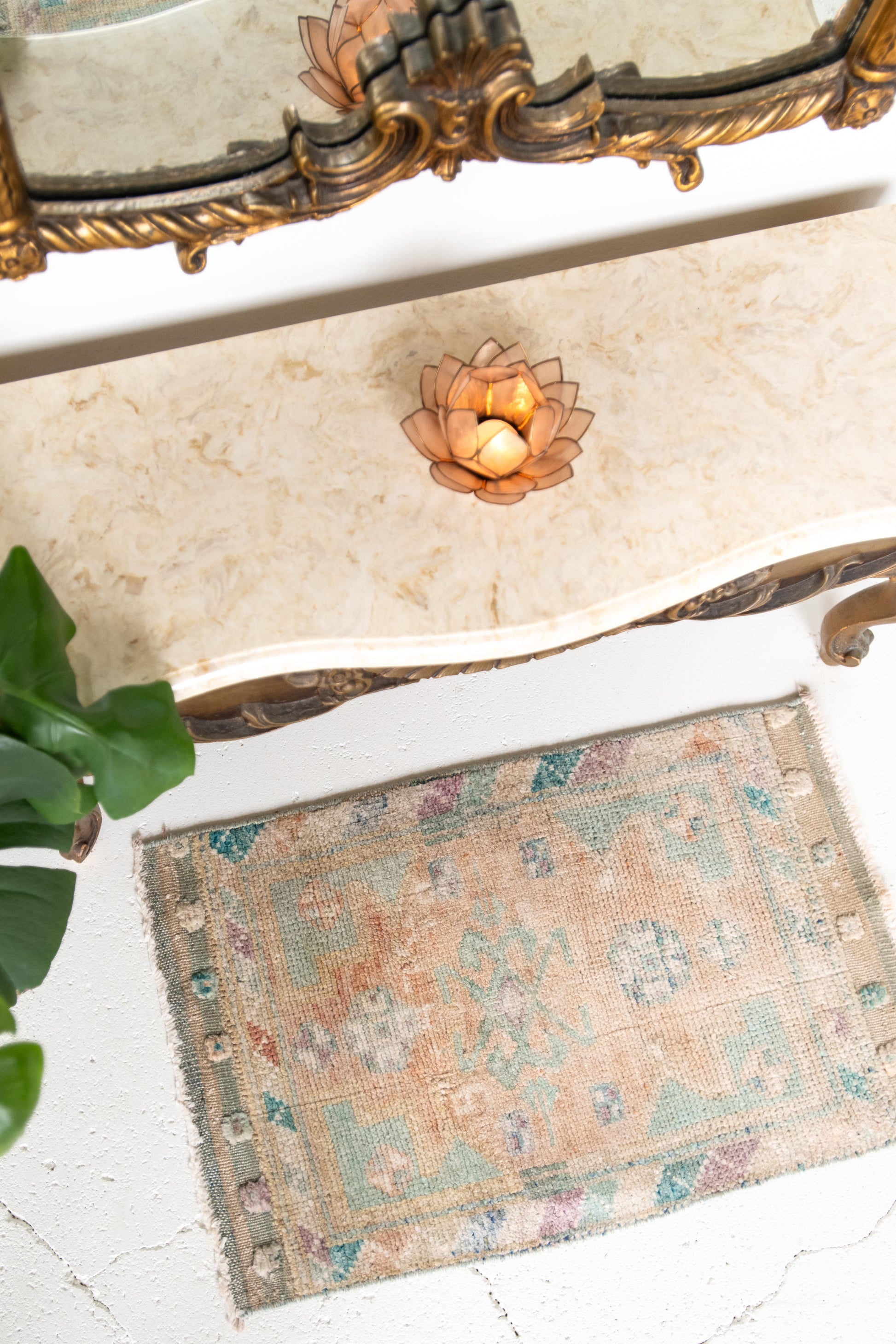 No. 2293 | 1'6 x 2'4