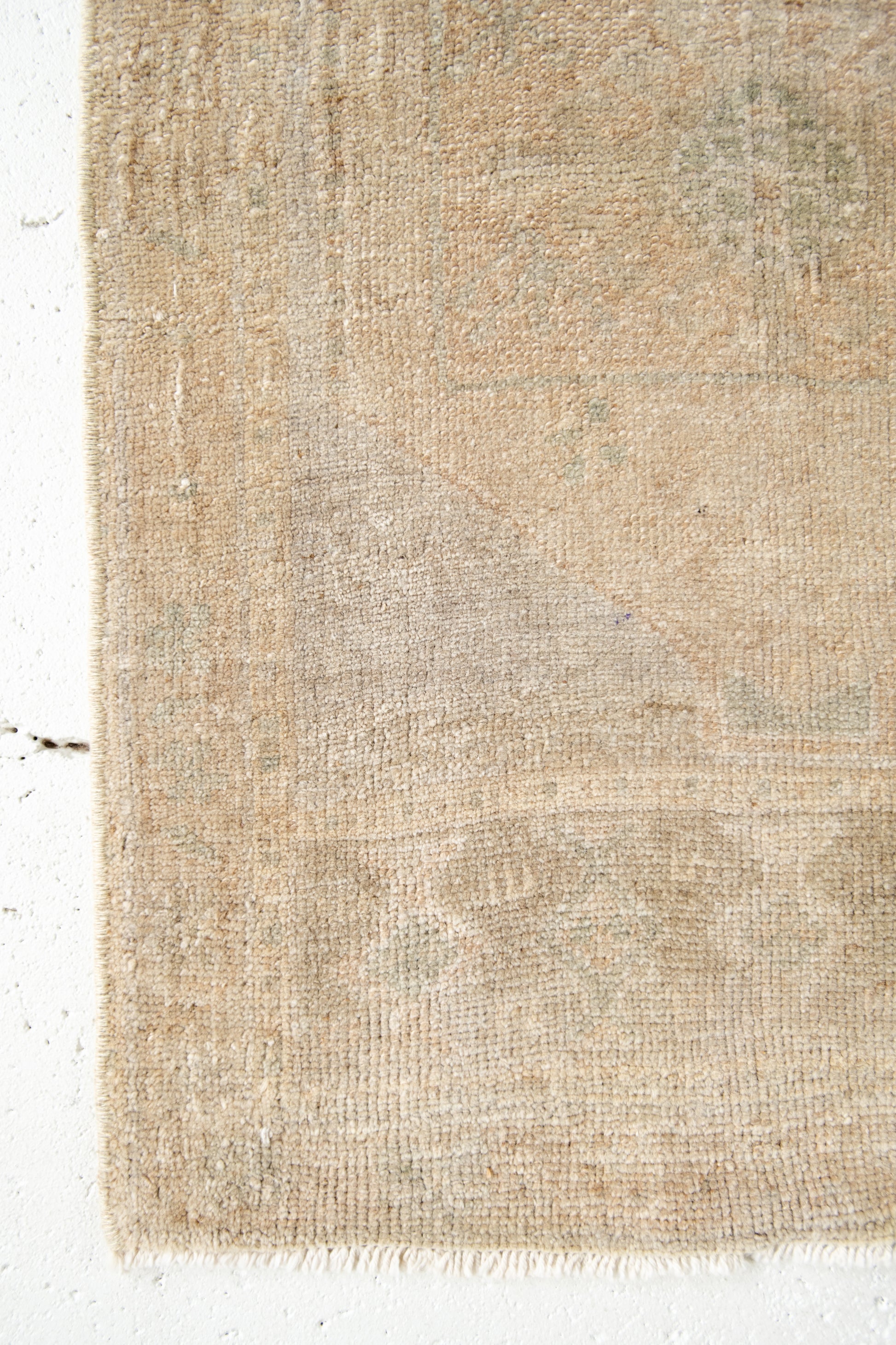 No. 2294 | 1'10 x 3'5