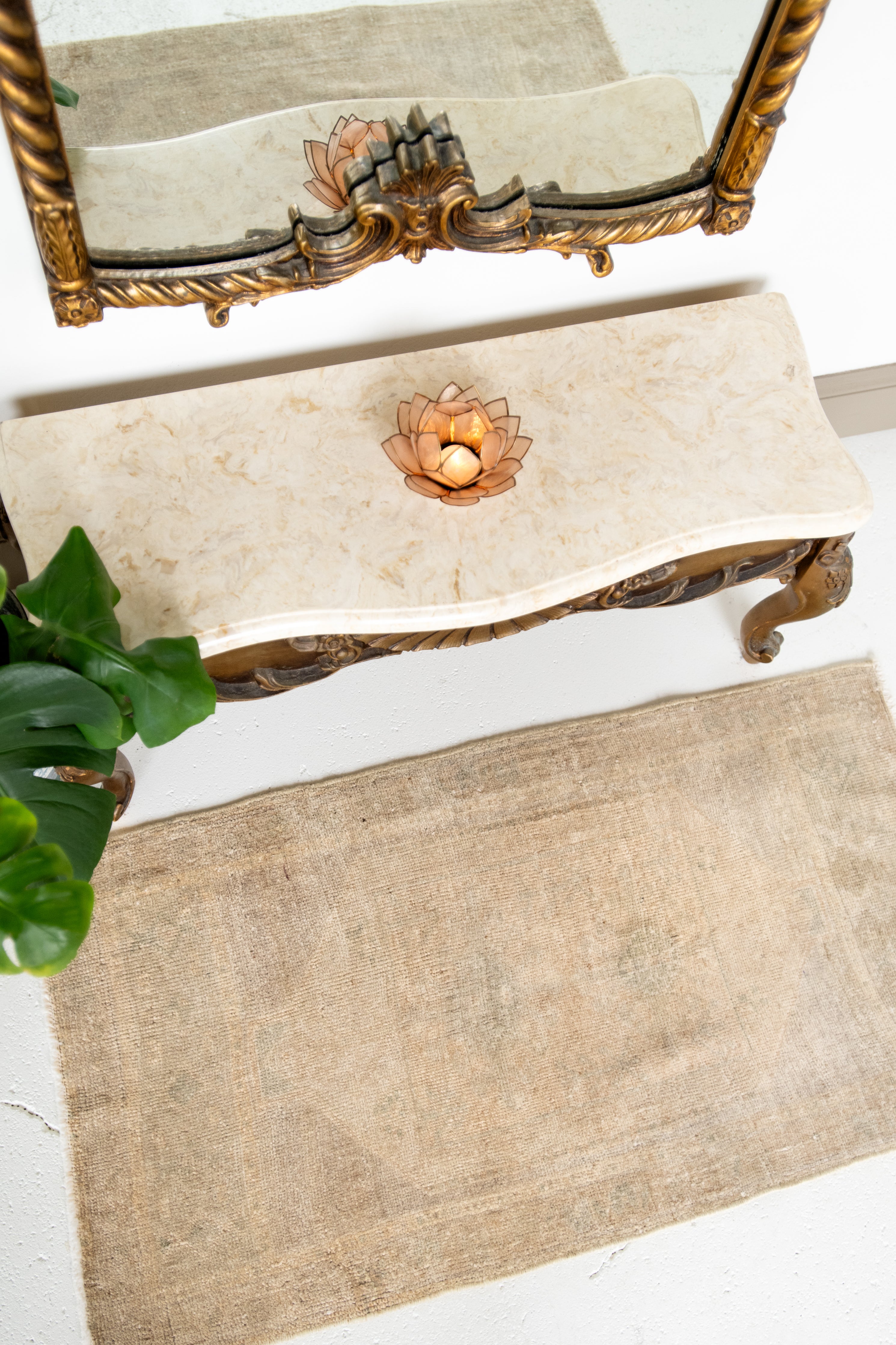 No. 2294 | 1'10 x 3'5