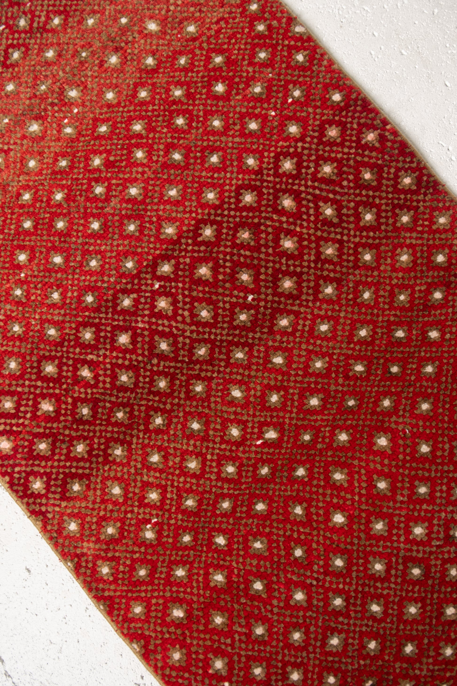 No. 2297 | 1'10 x 3'4