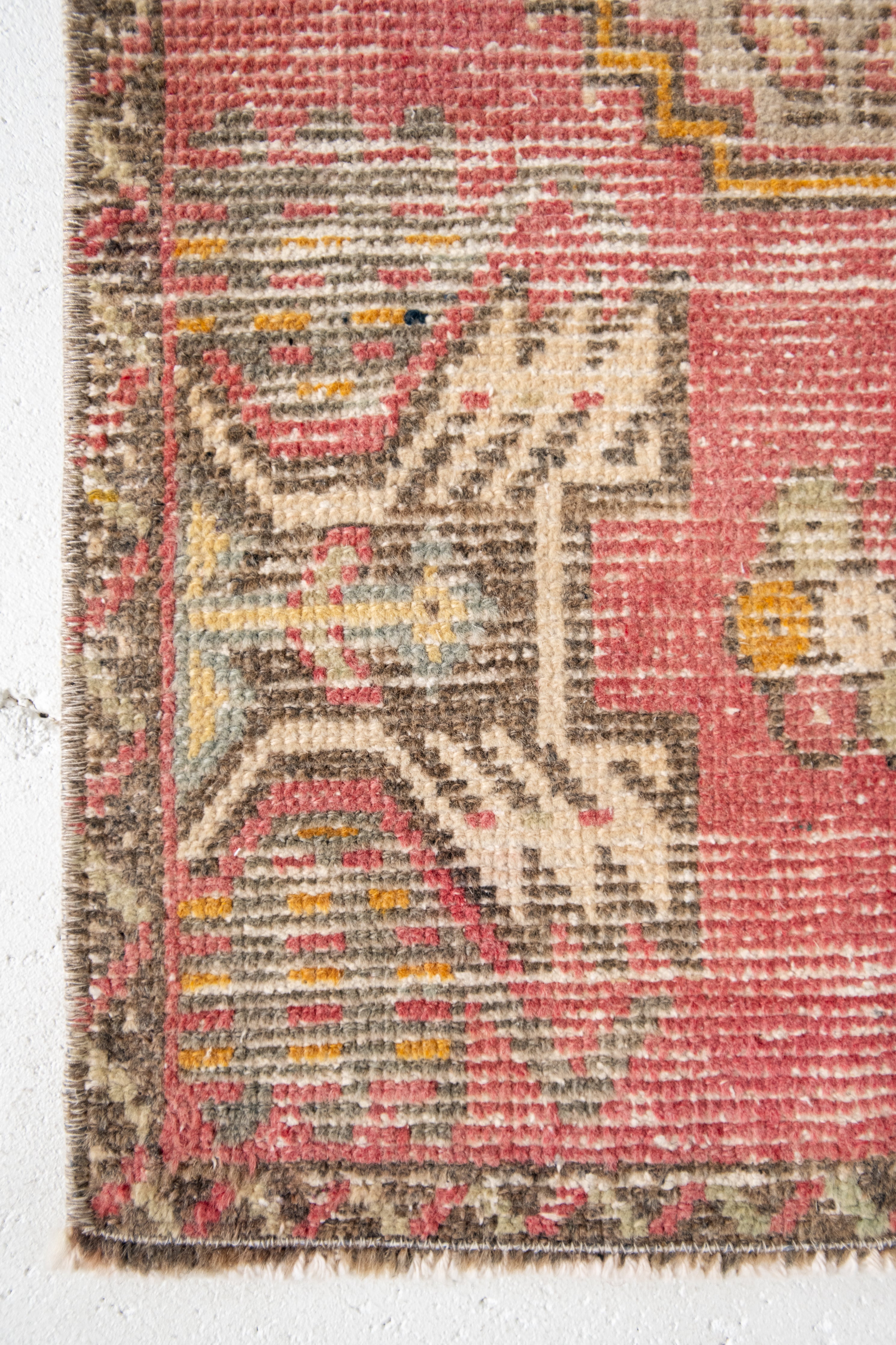 No. 2302 | 1'7 x 3'3