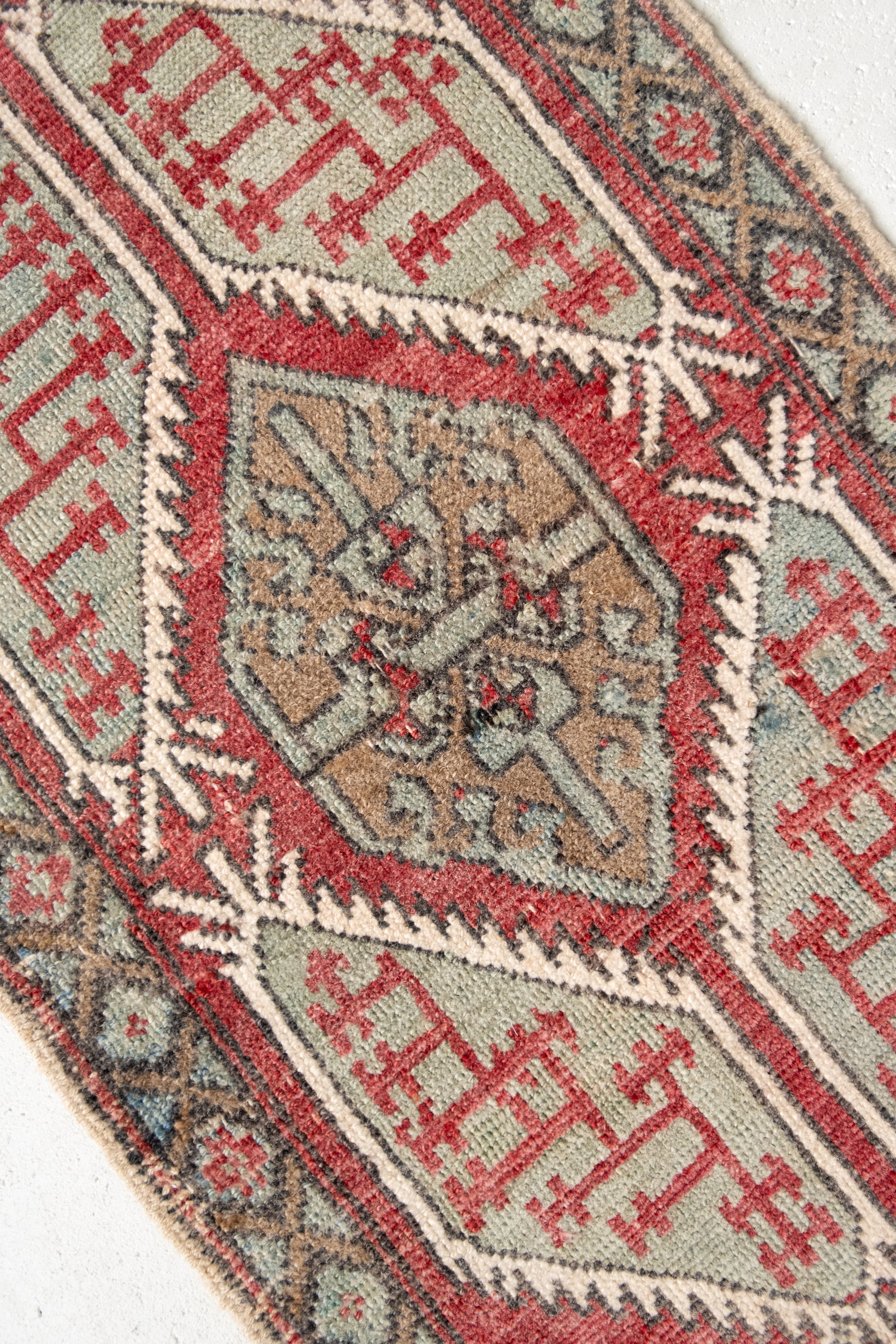 No. 2303 | 1'10 x 3'1