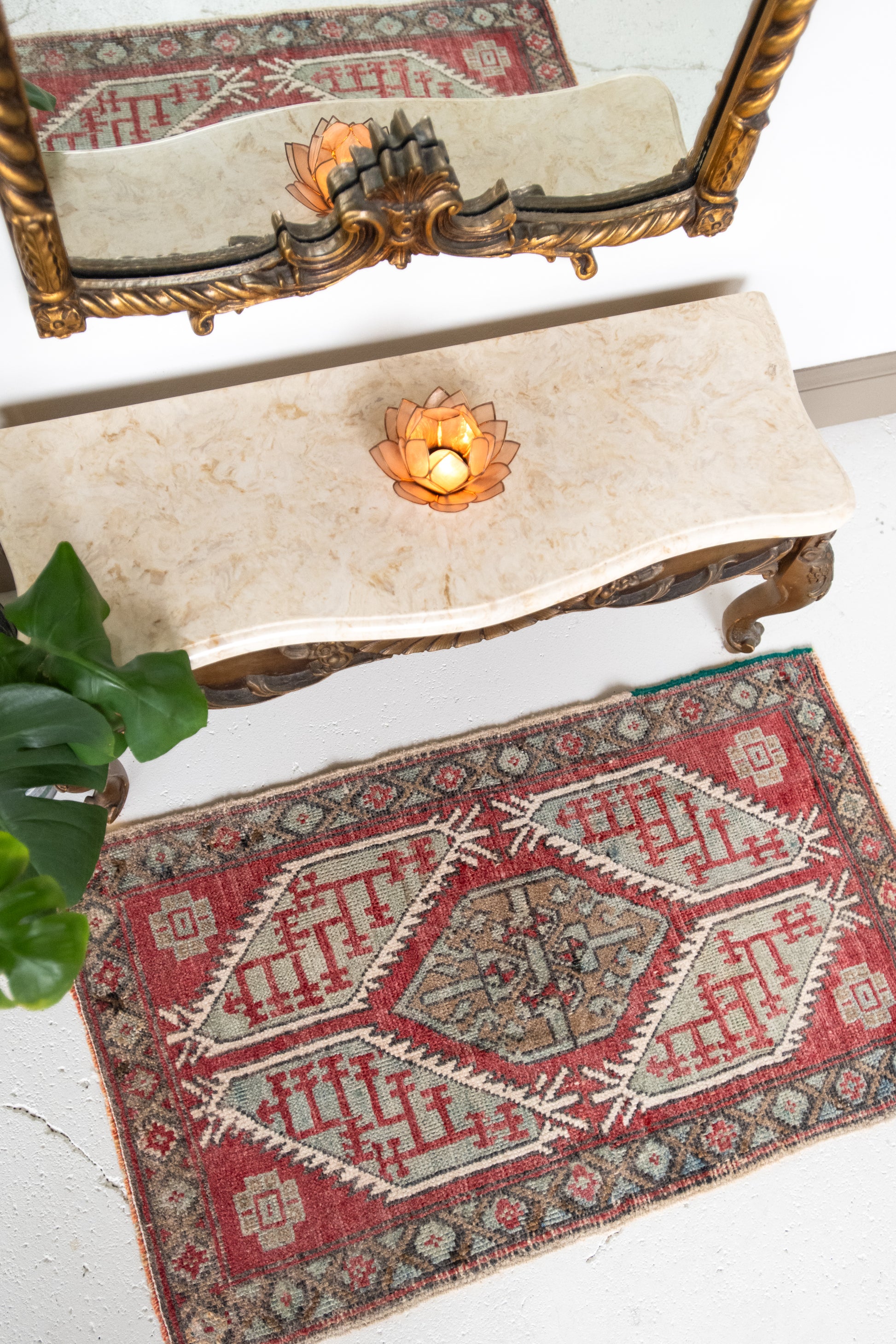 No. 2303 | 1'10 x 3'1