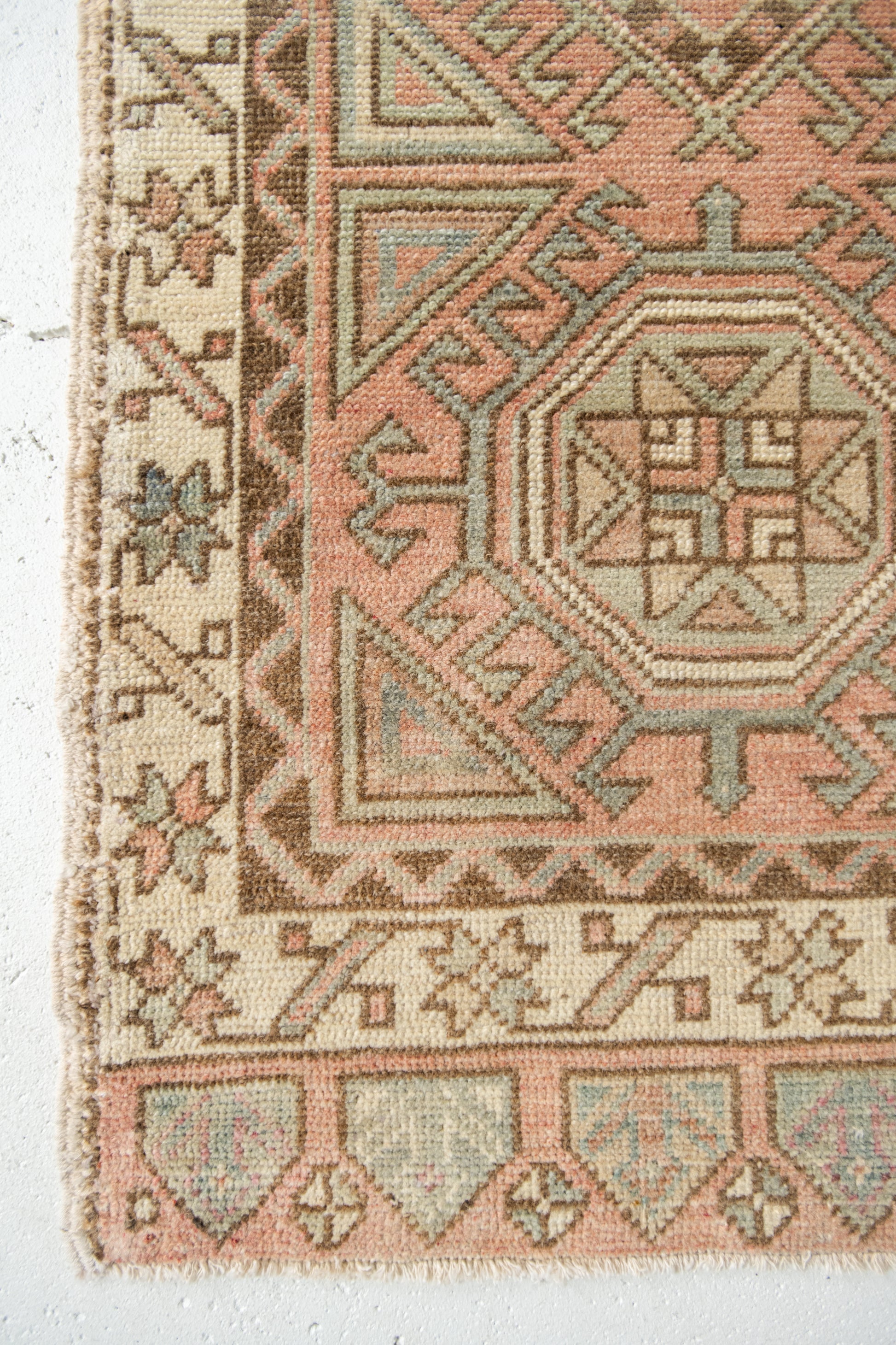 No. 2306 | 1'11 x 4'1