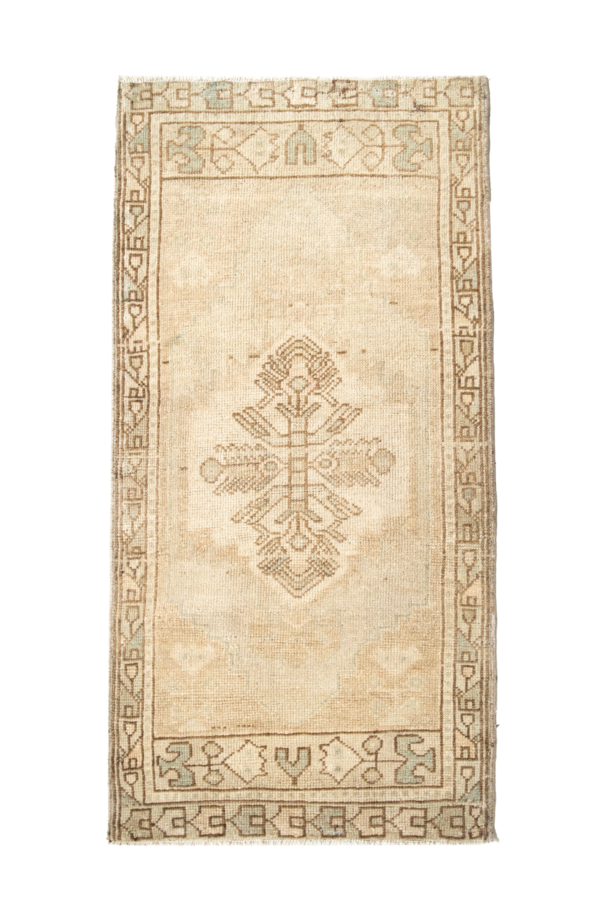 No. 2315 | 1'11 x 3'9