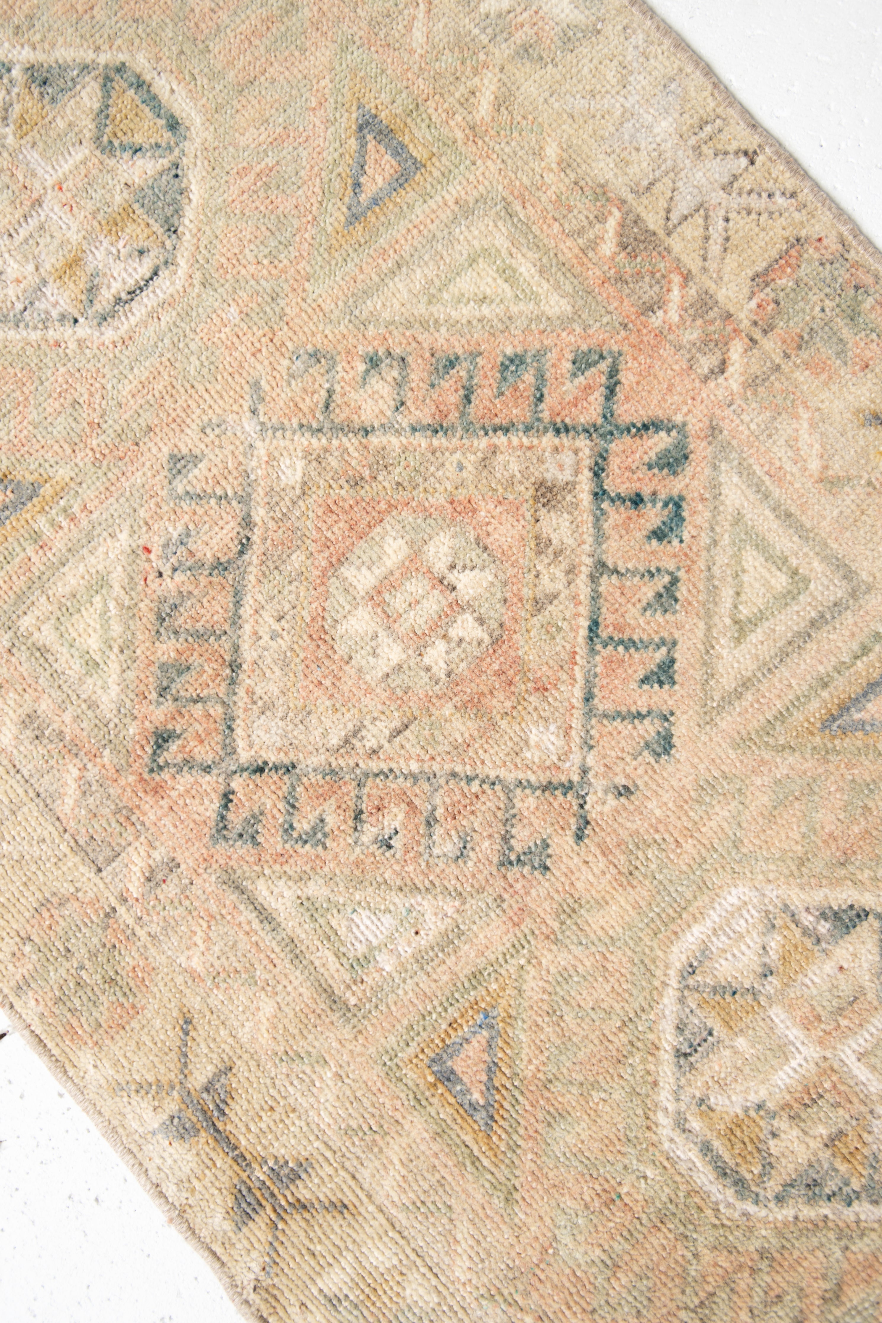 No. 2321 | 1'10 x 3'8