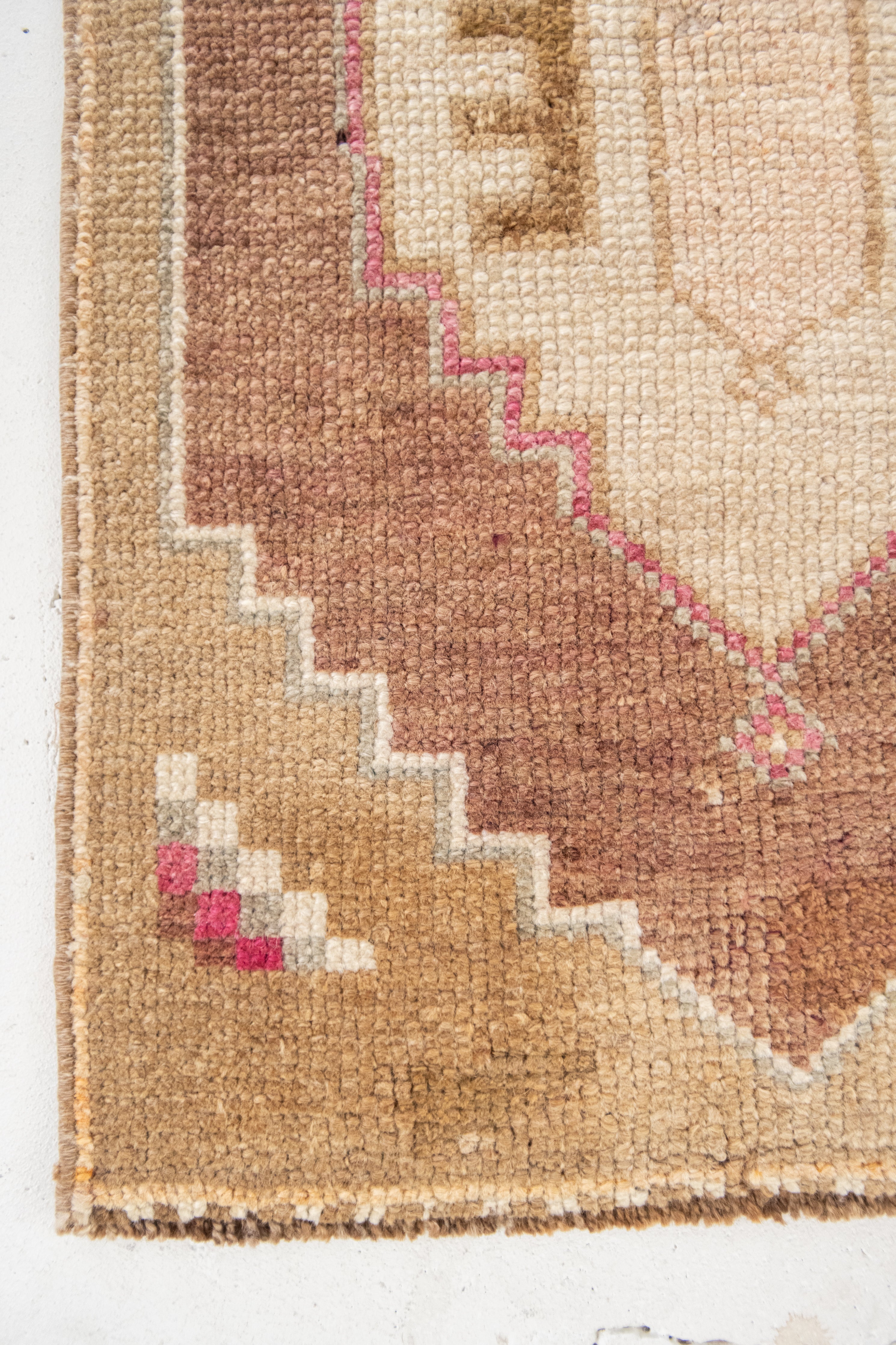 No. 2325 | 1'9 x 3'5