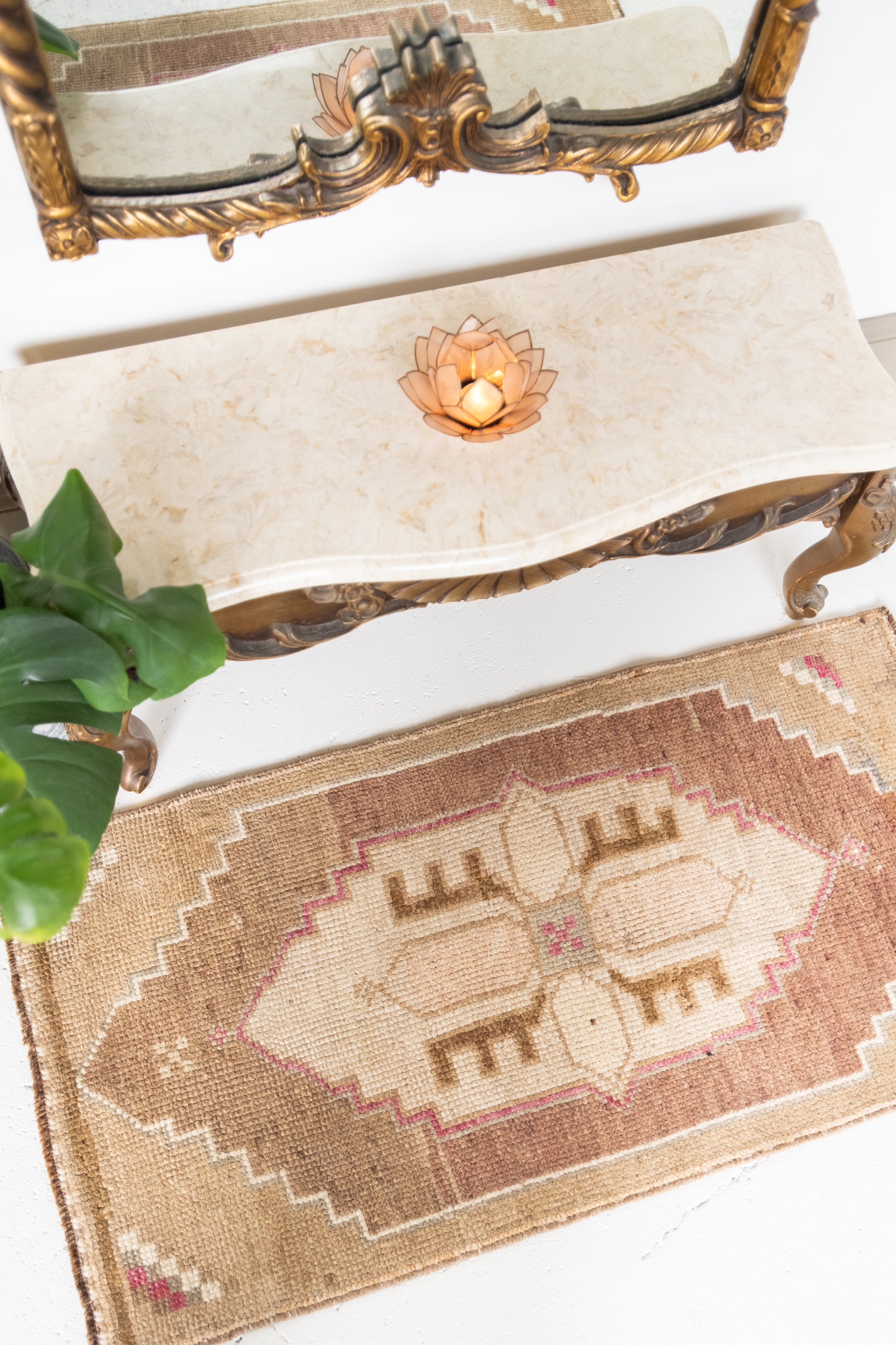 No. 2325 | 1'9 x 3'5