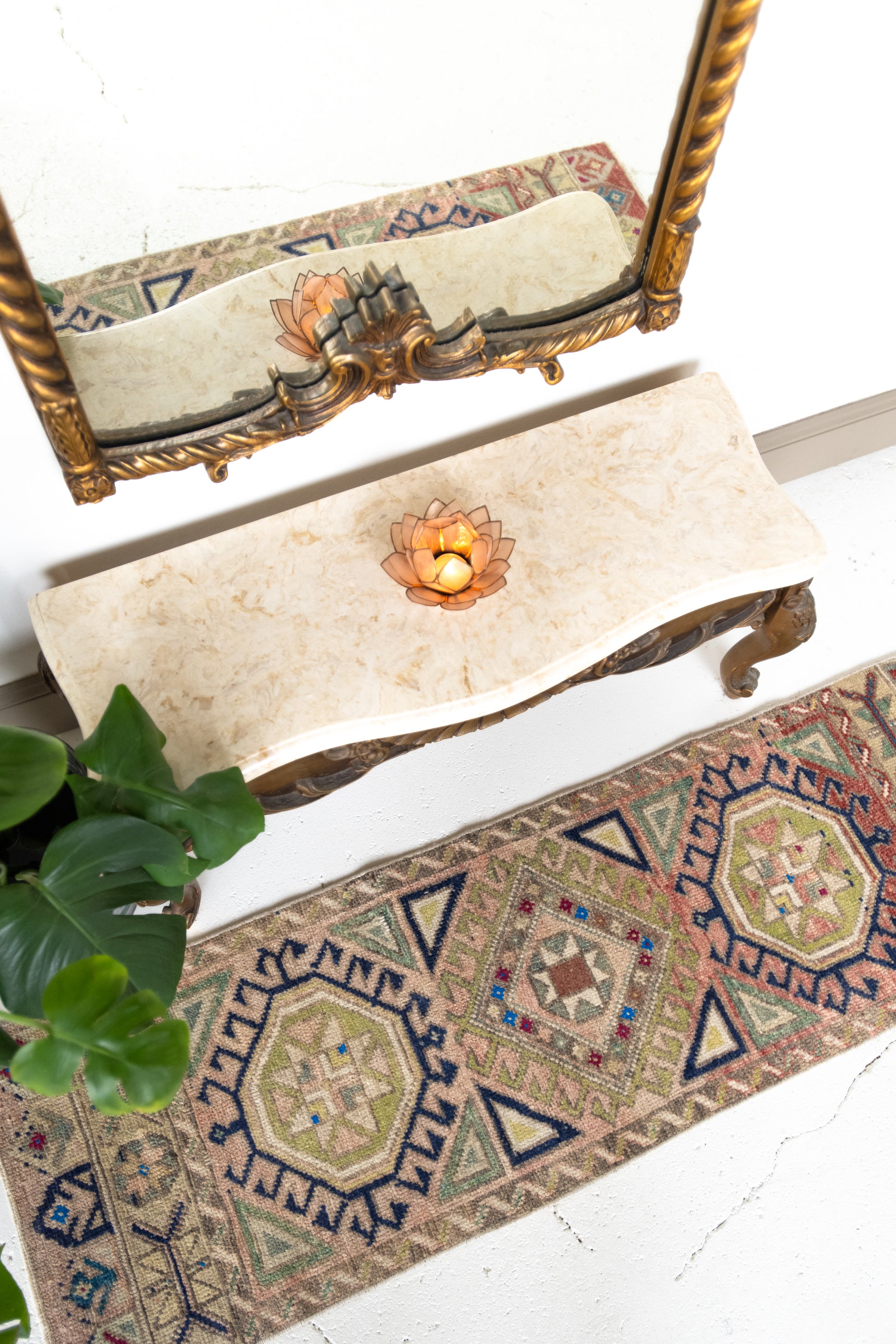 No. 2328 | 1'5 x 4'6