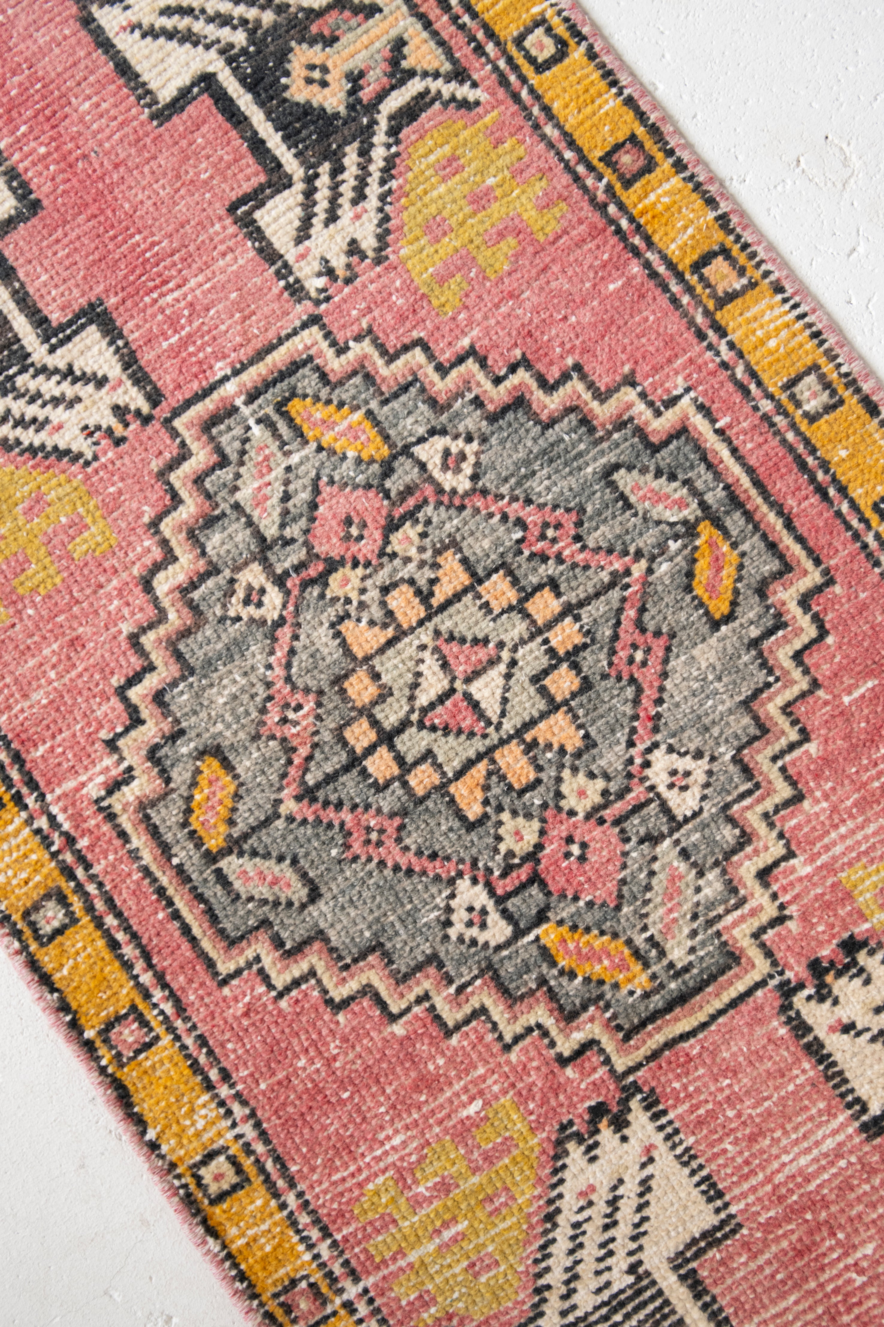 No. 2330 | 1'7 x 3'2