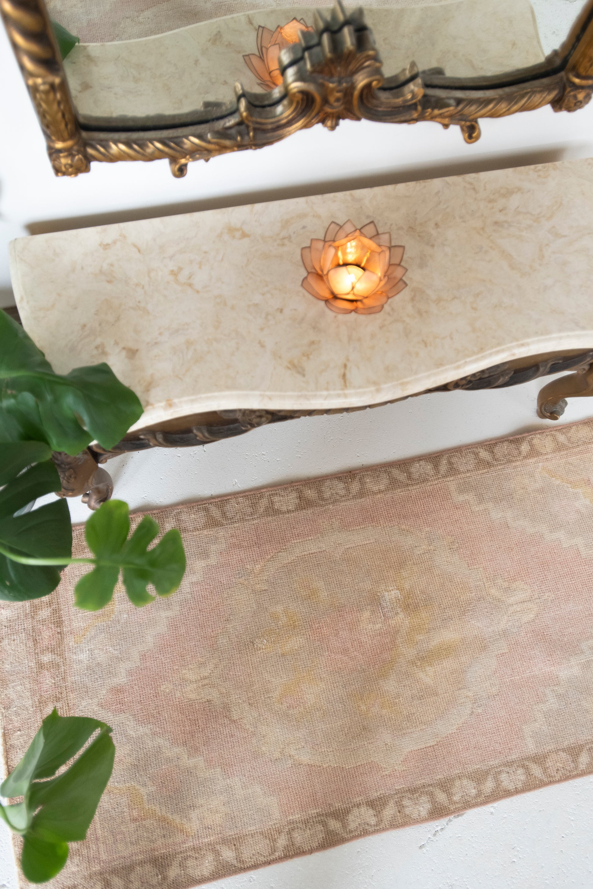 No. 2340 | 1'9 x 3'11