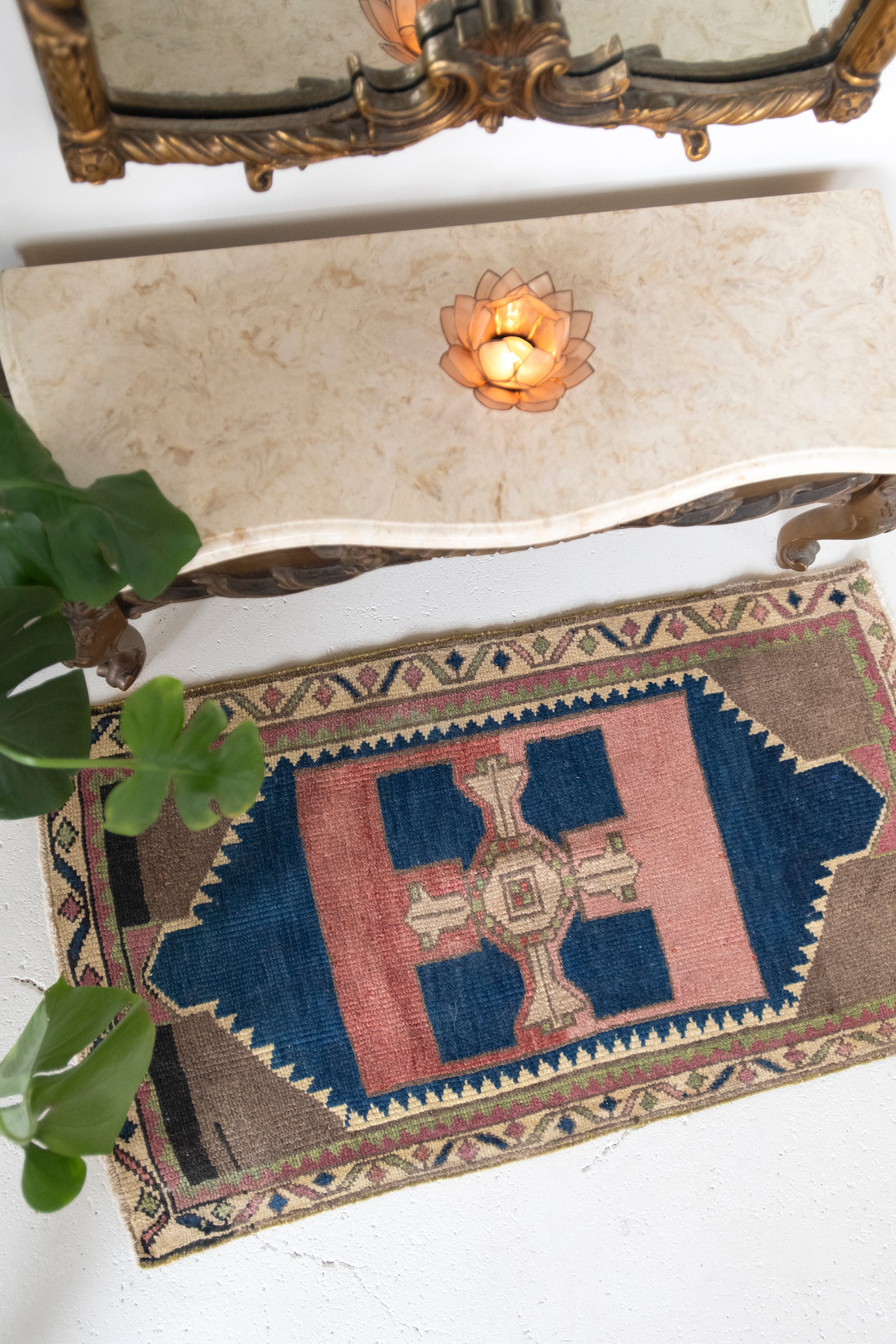 No. 2343 | 1'10 x 3'4