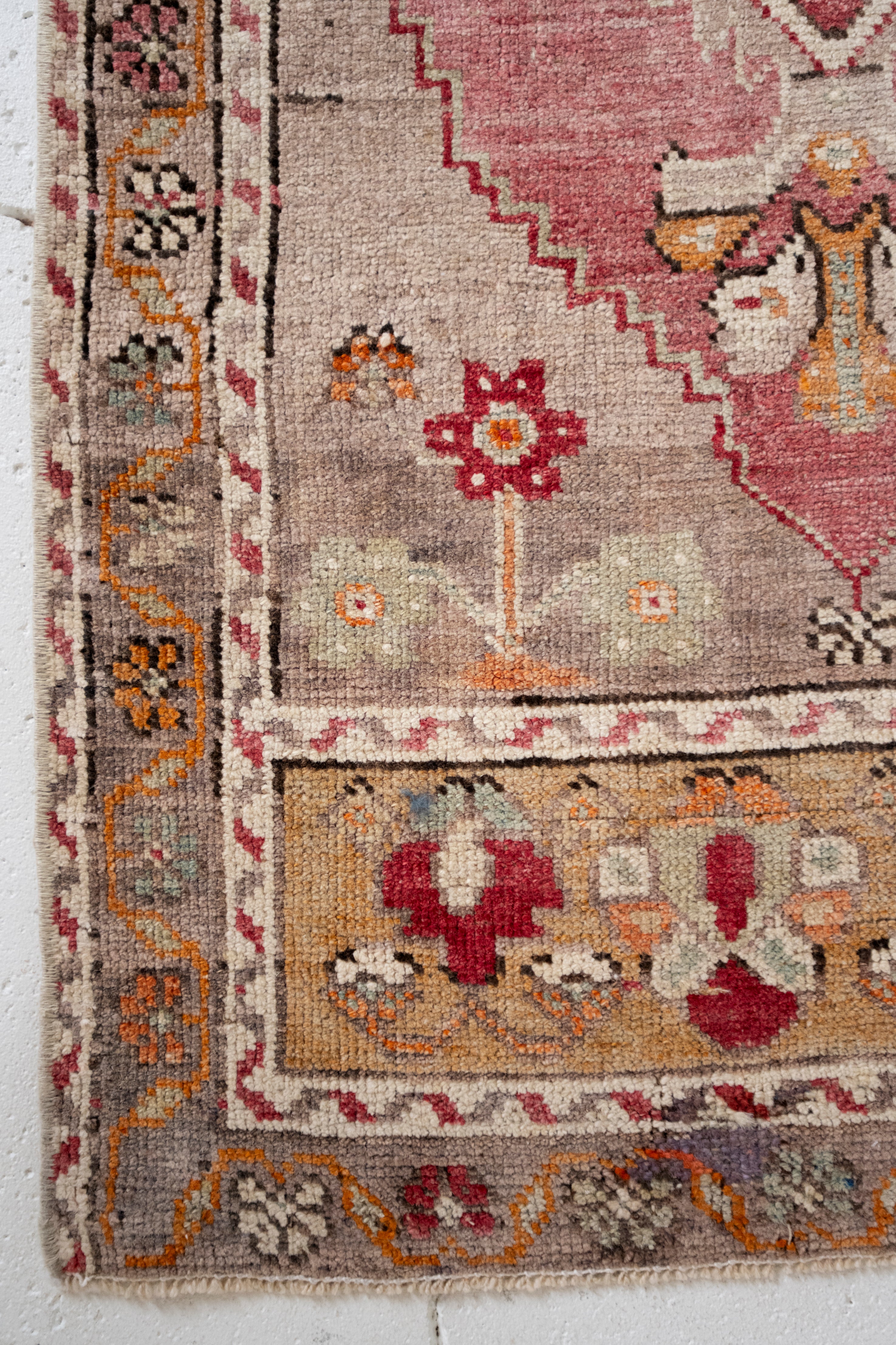 No. 2344 | 1'11 x 4'3