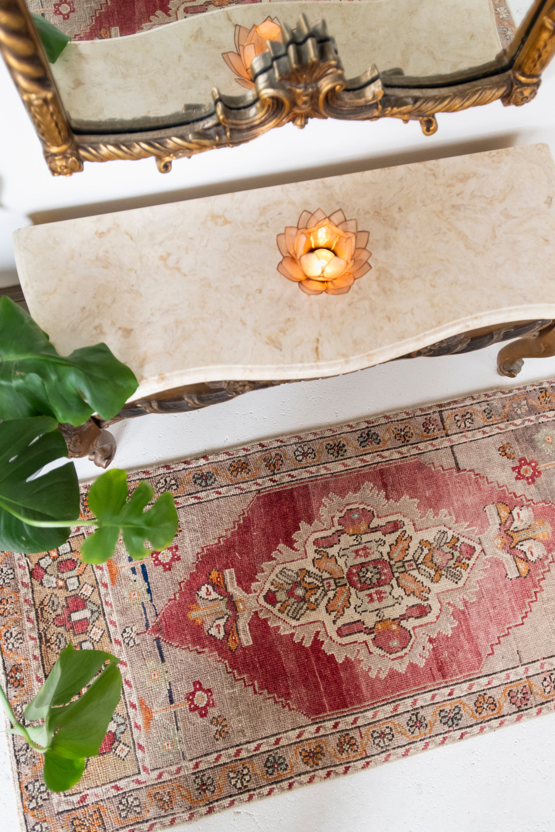 No. 2344 | 1'11 x 4'3