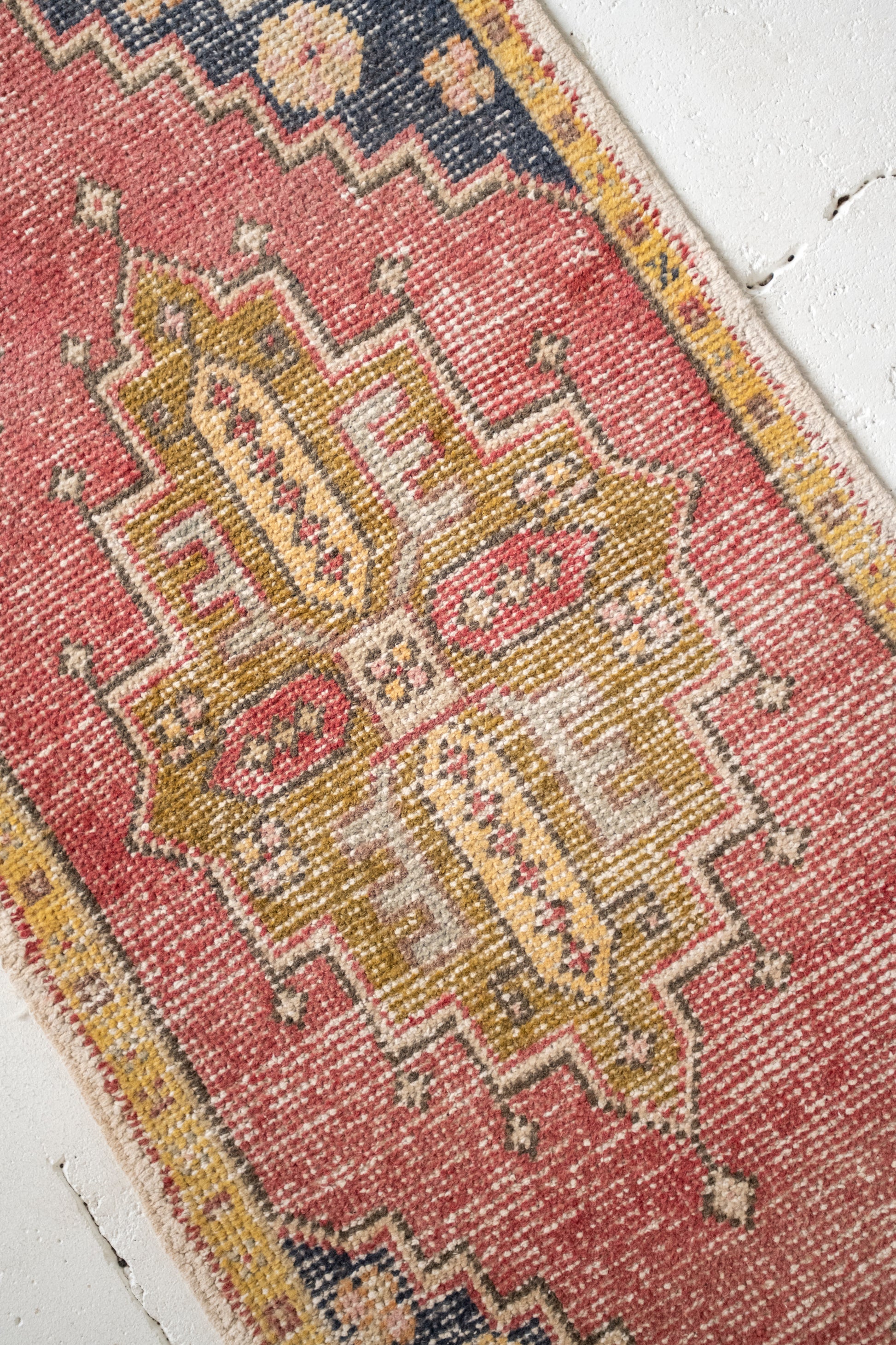 No. 2346 | 1'10 x 3'5