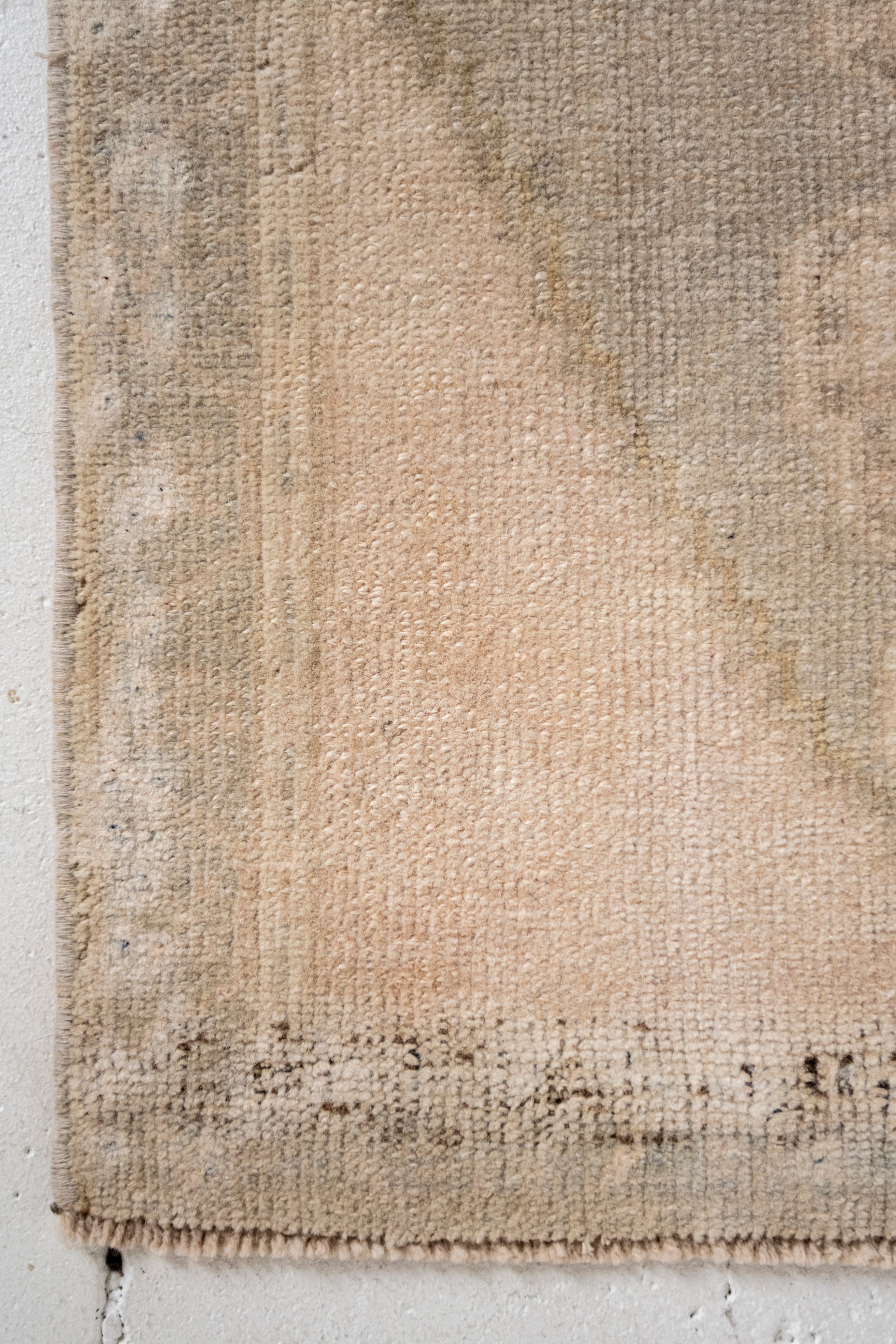 No. 2355 | 1'7 x 3'3