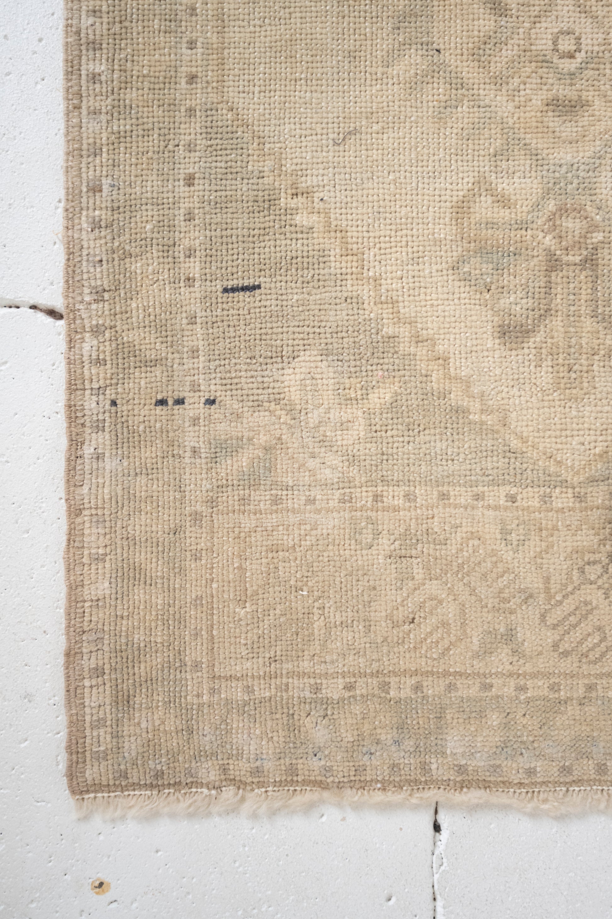 No. 2358 | 1'10 x 3'5