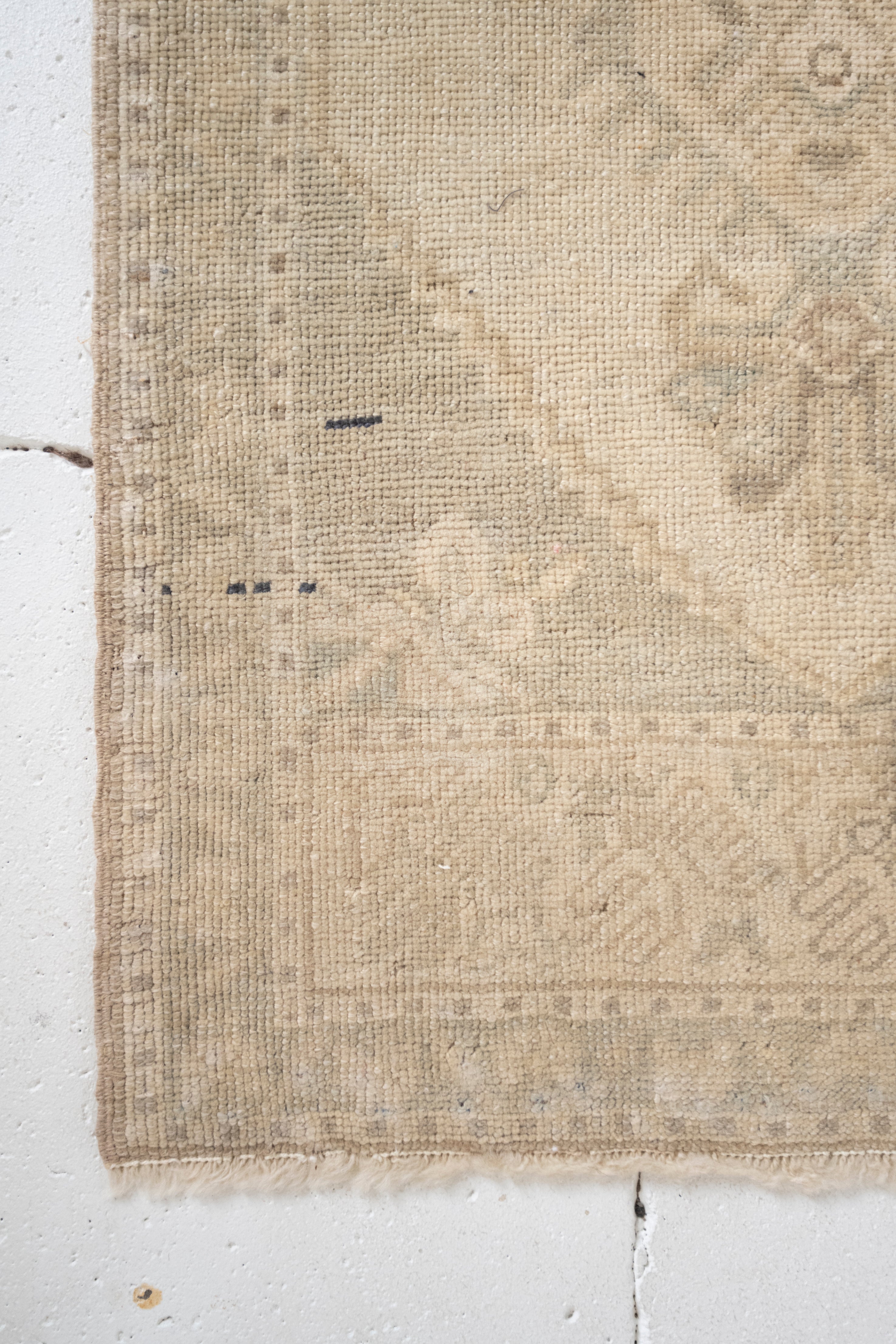 No. 2358 | 1'10 x 3'5