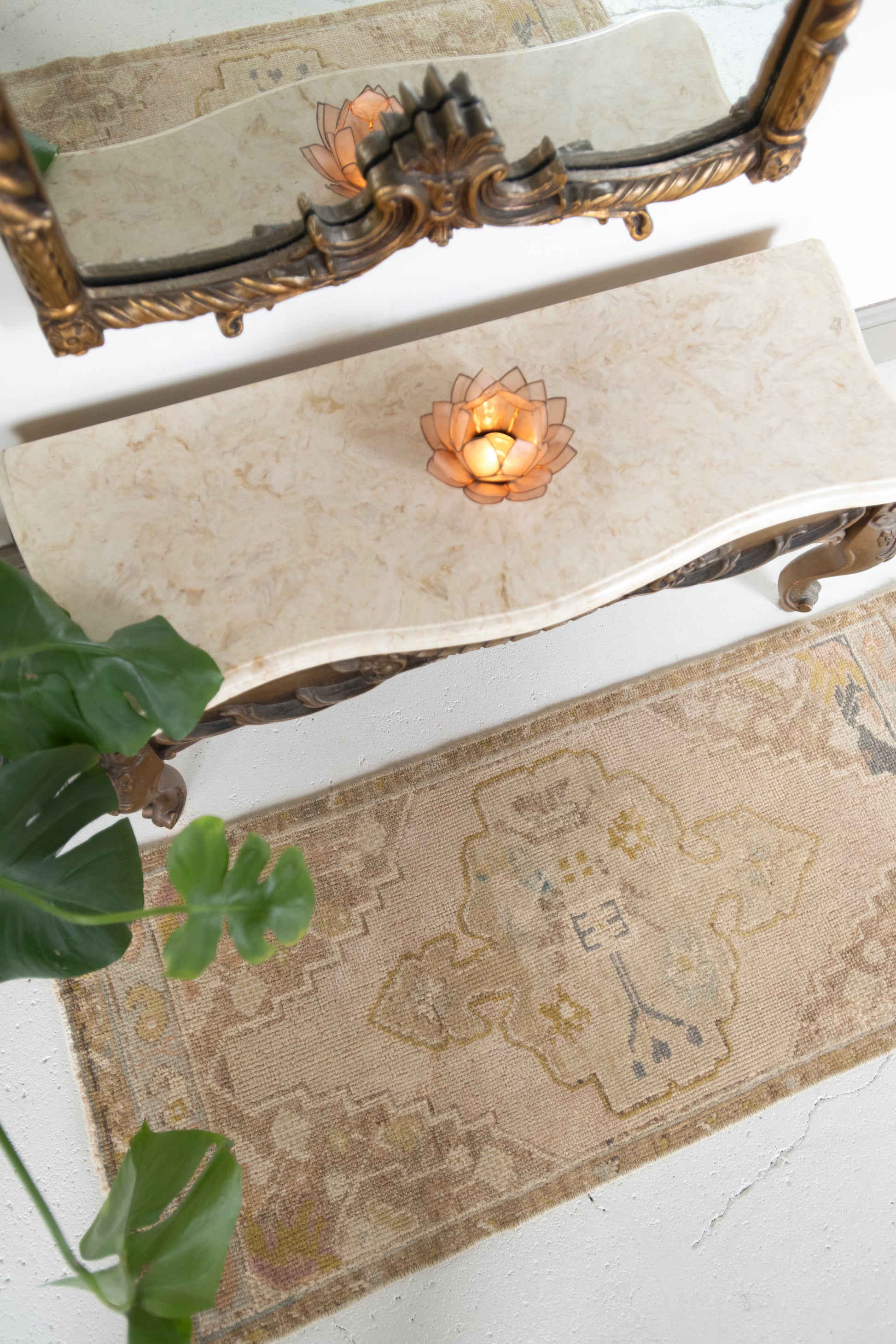 No. 2360 | 1'7 x 3'7