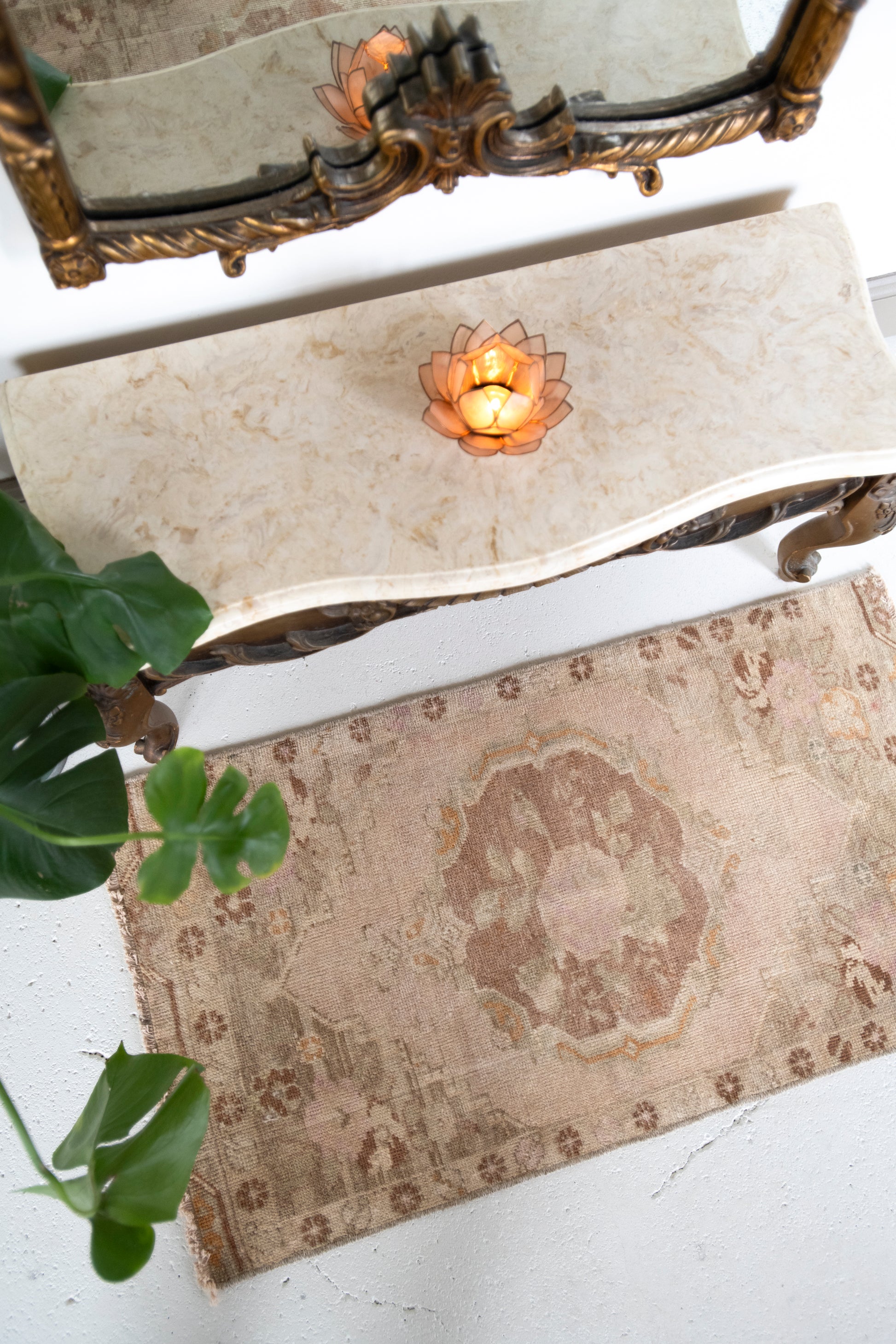 No. 2361 | 1'9 x 3'2