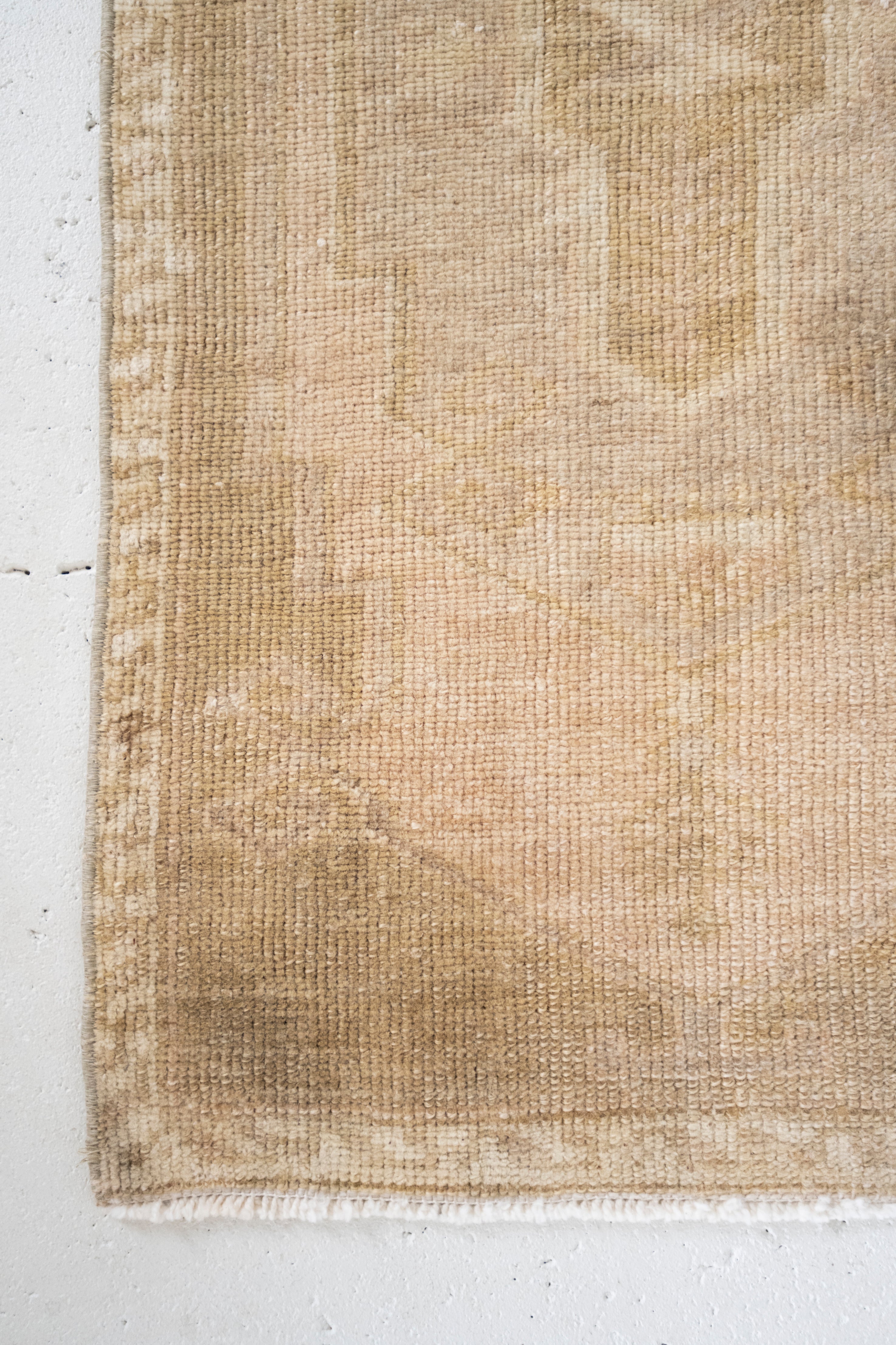 No. 2364 | 1'9 x 3'3